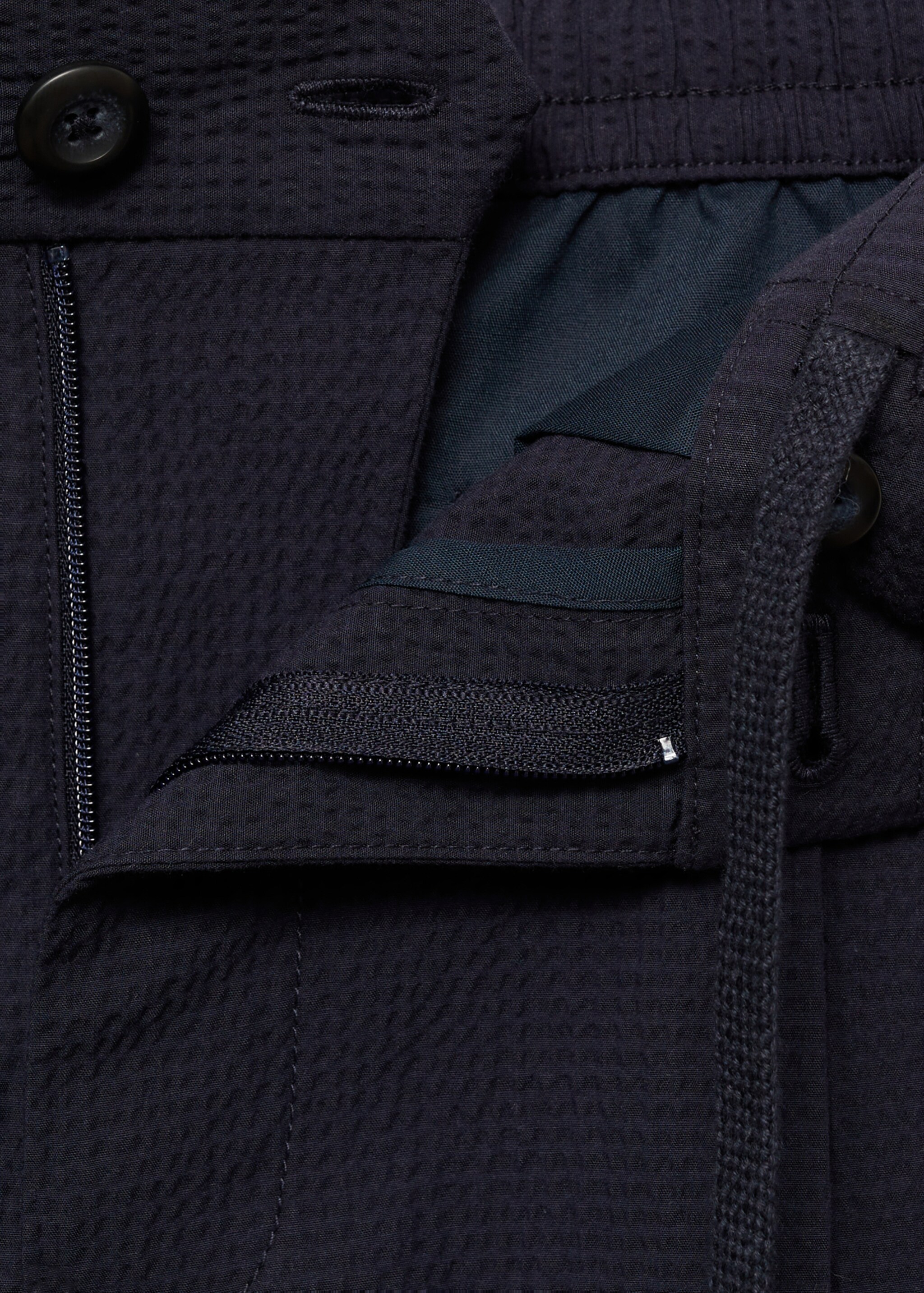 Seersucker cotton trousers - Details of the article 8, Night Blue. Ref: 87095916-00.