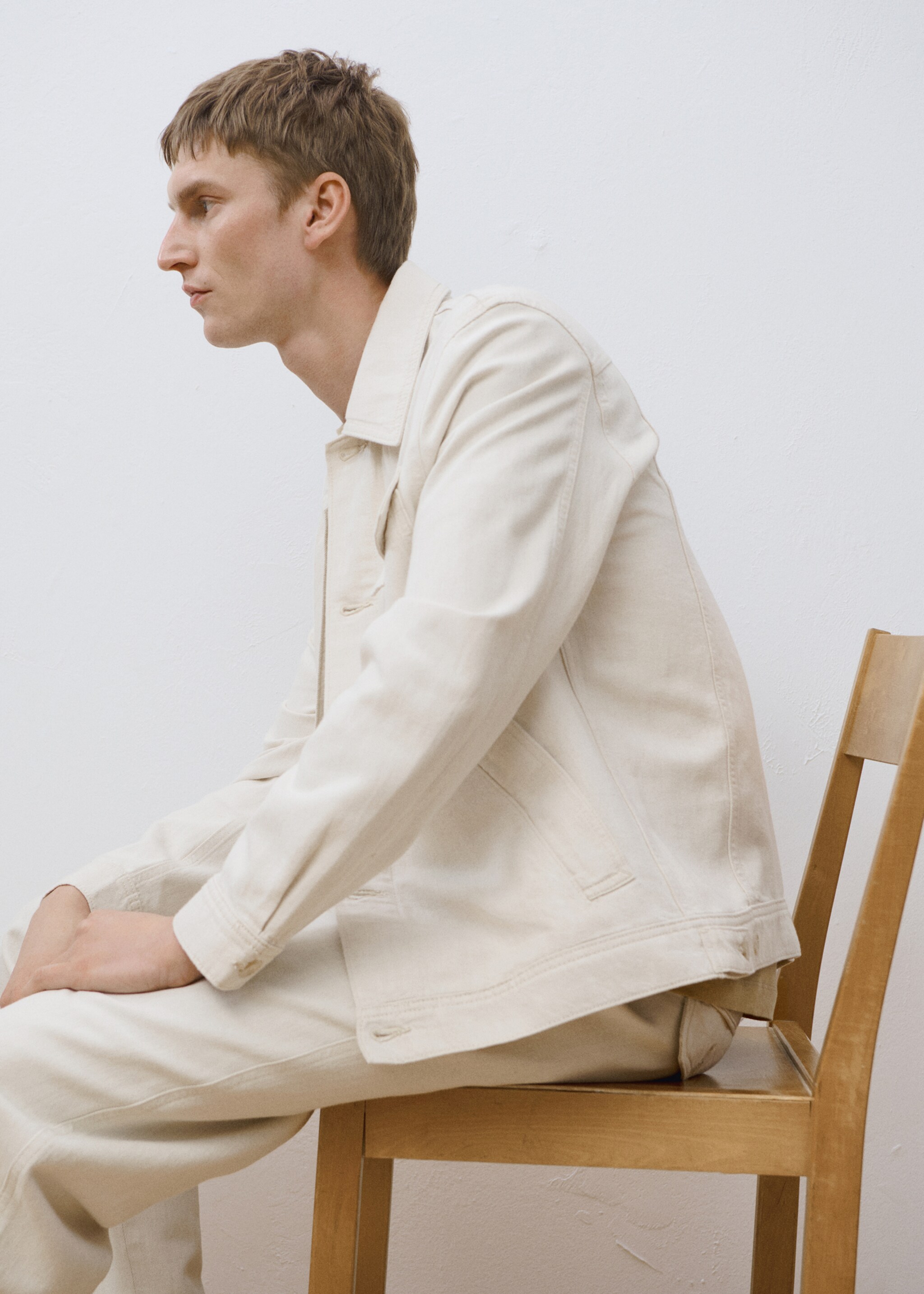 Linen-blend jacket with pockets - Details of the article 5, Ecru. Ref: 87095917-00.