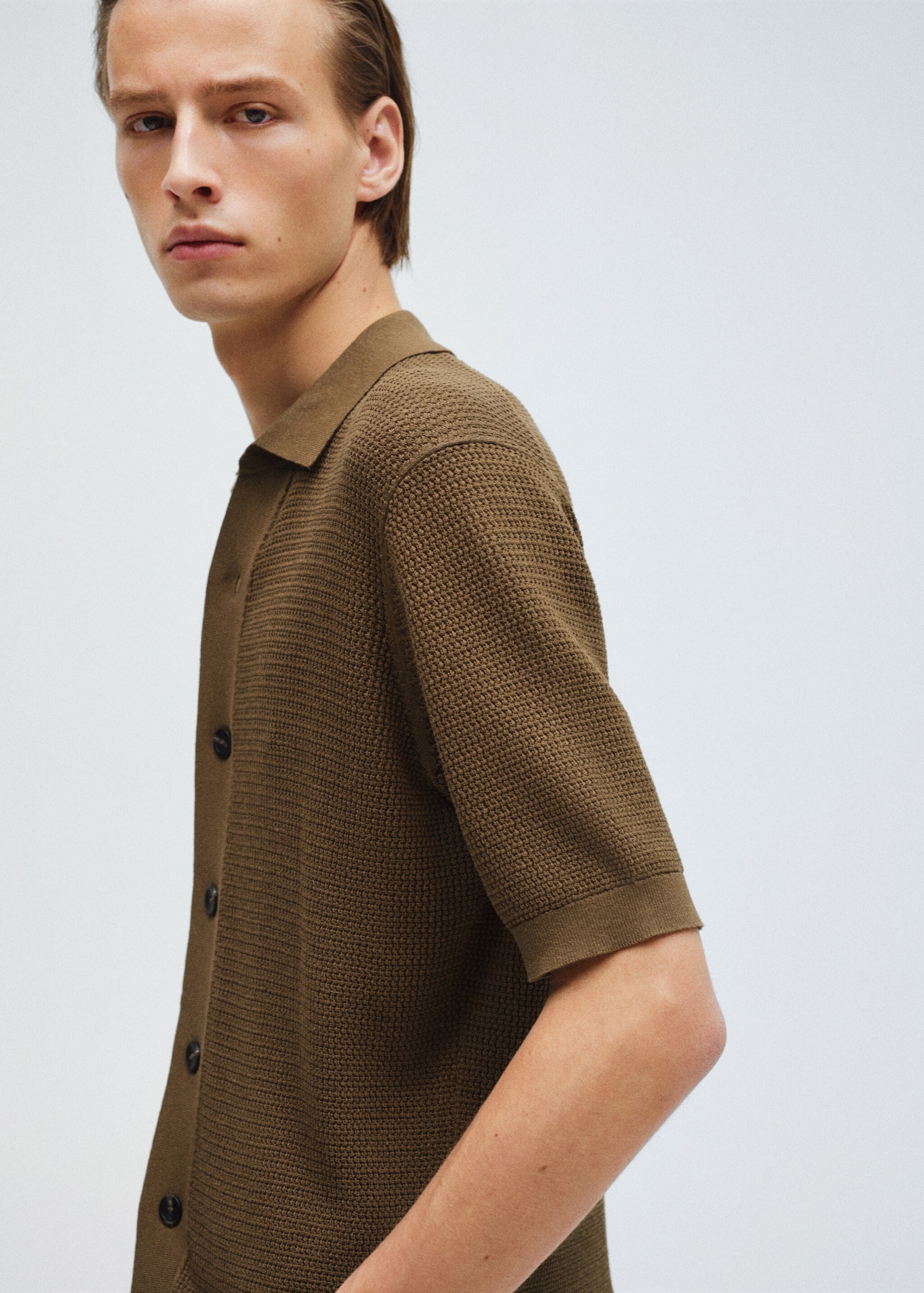Structured knitted shirt - Details of the article 3, Brown. Ref: 87095932-00.
