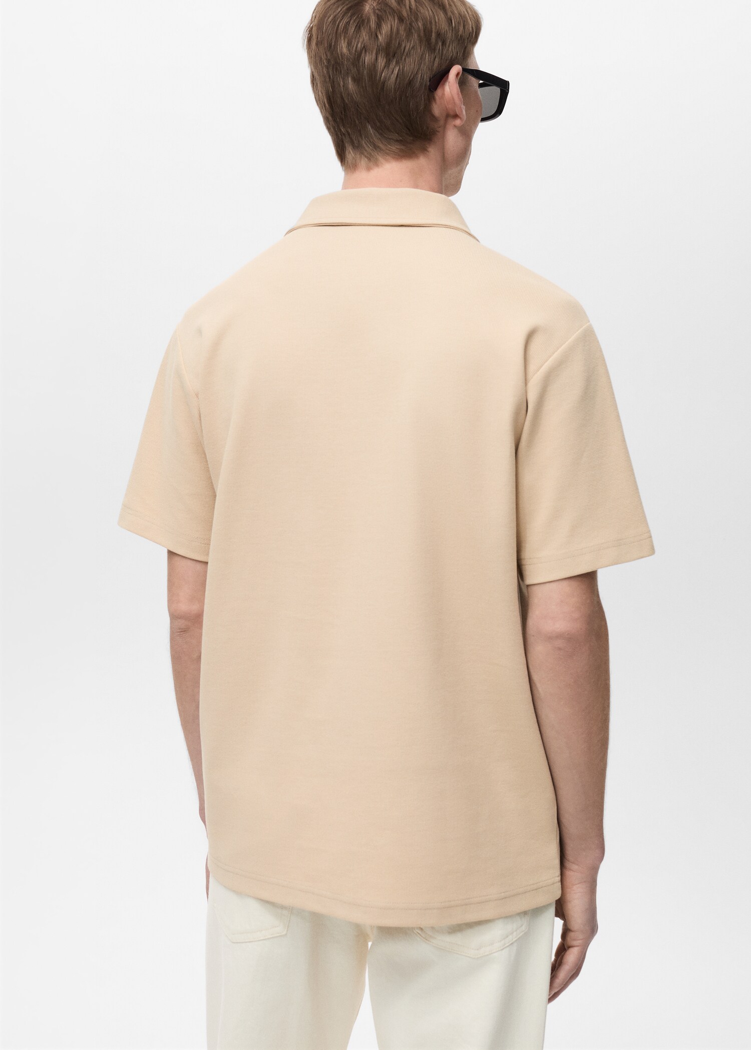 Structured polo shirt with zip collar - Reverse of the article