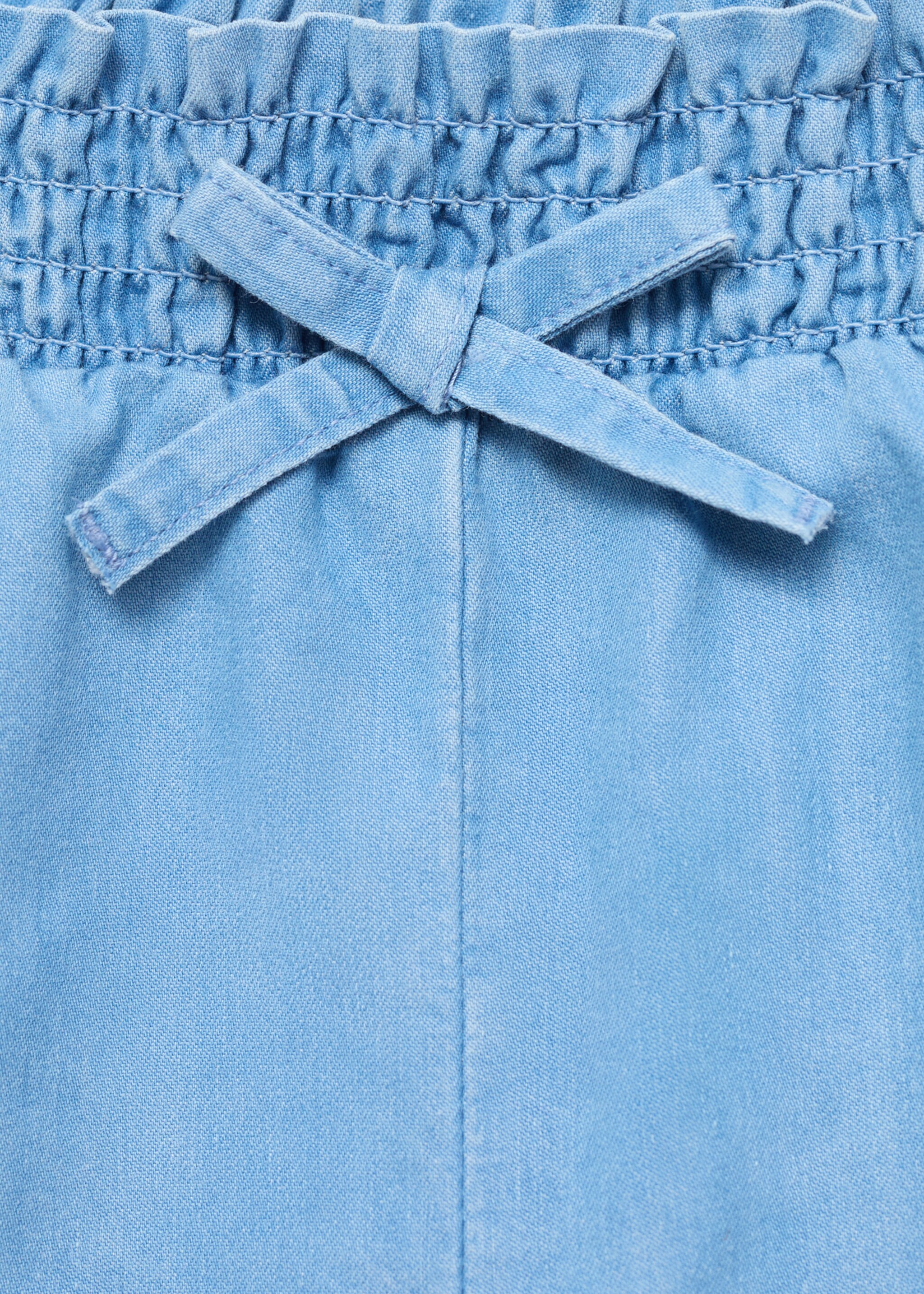 Spodnie z marszczeniem w pasie - Szczegóły artykułu 8, Średni niebieski. Ref: 87095941-00.