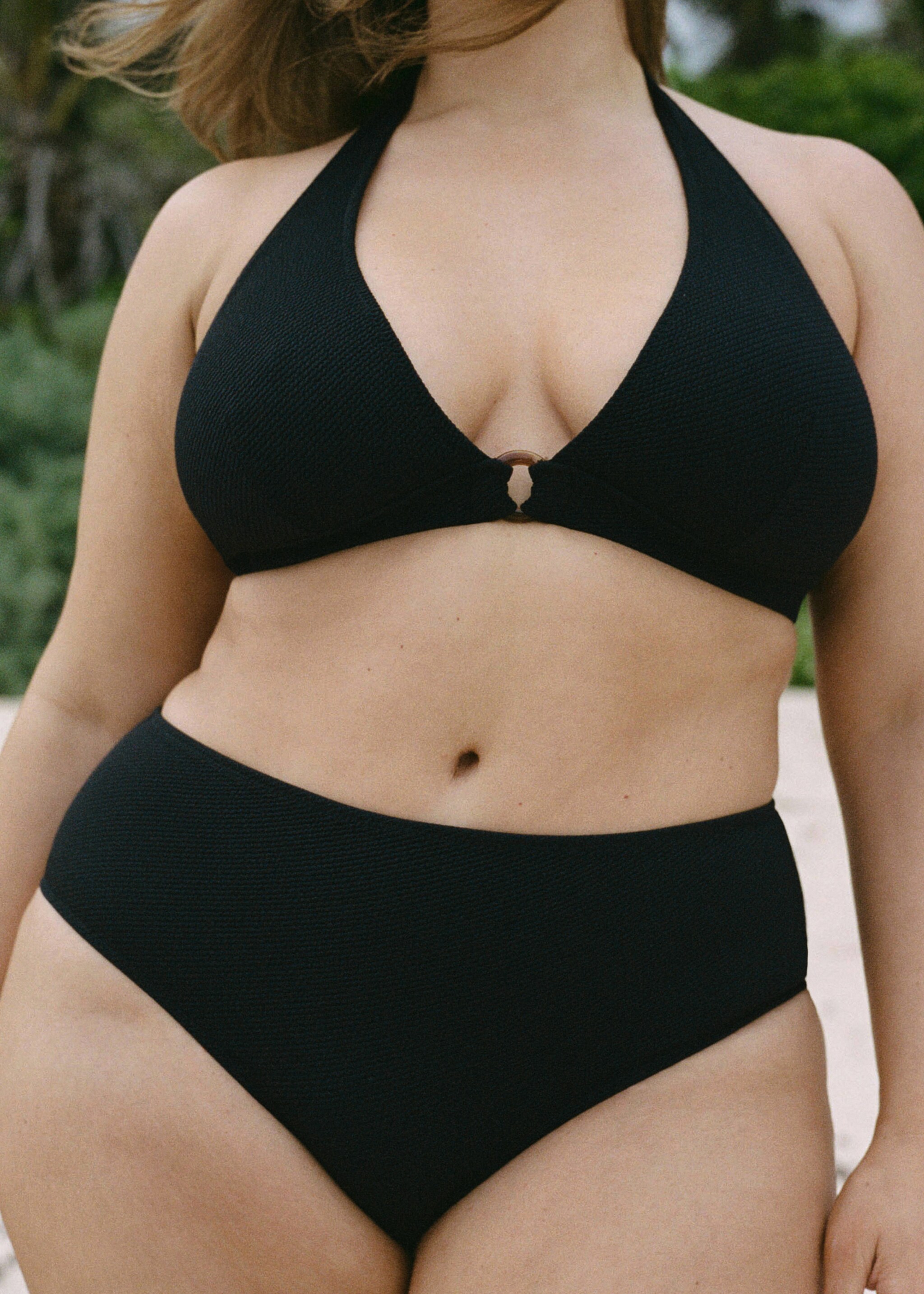 Ribbed high-waisted bikini bottom - Details of the article 5, Black. Ref: 87095959-00.