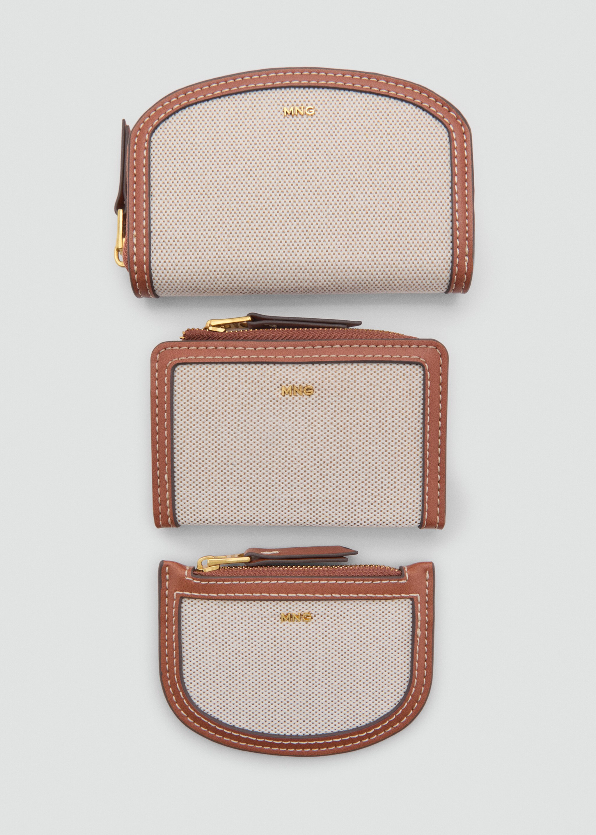 Mini oval canvas card holder - Details of the article 2, Leather. Ref: 87095976-00.