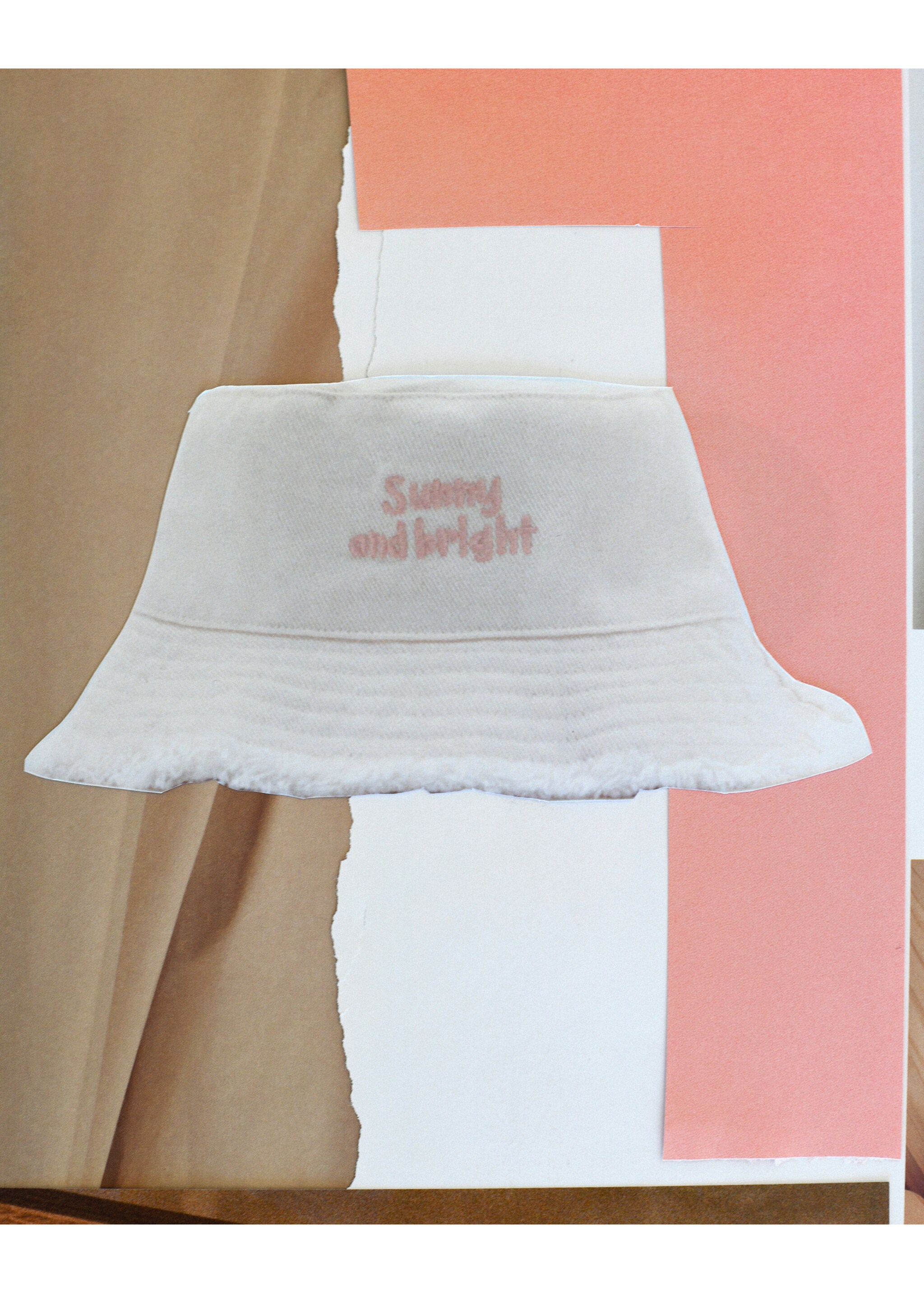 Bucket hat with embroidered message - Details of the article 6, Ecru. Ref: 87095978-00.