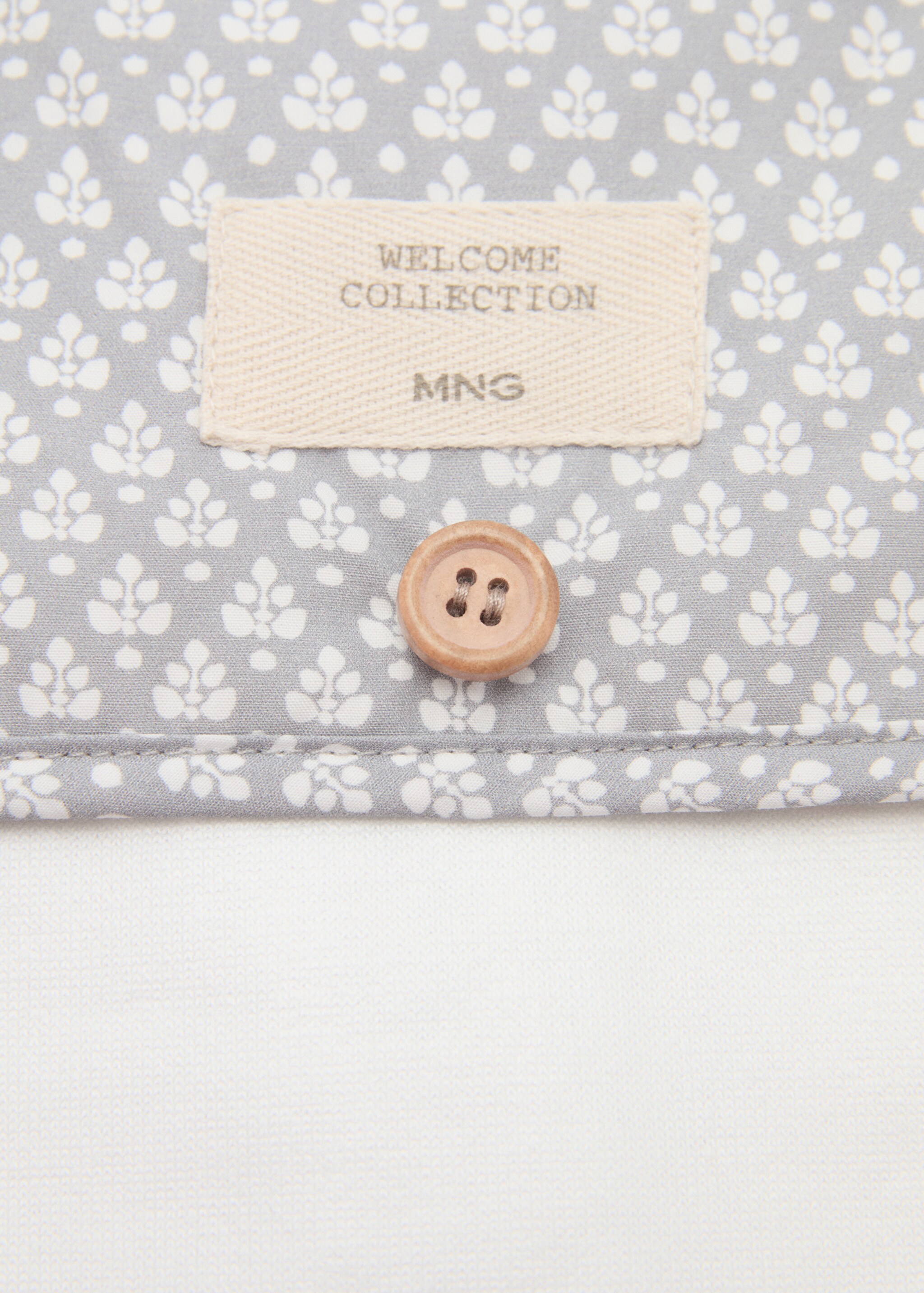 Printed travel changing mat - Details of the article 1, Grey. Ref: 87095982-00.