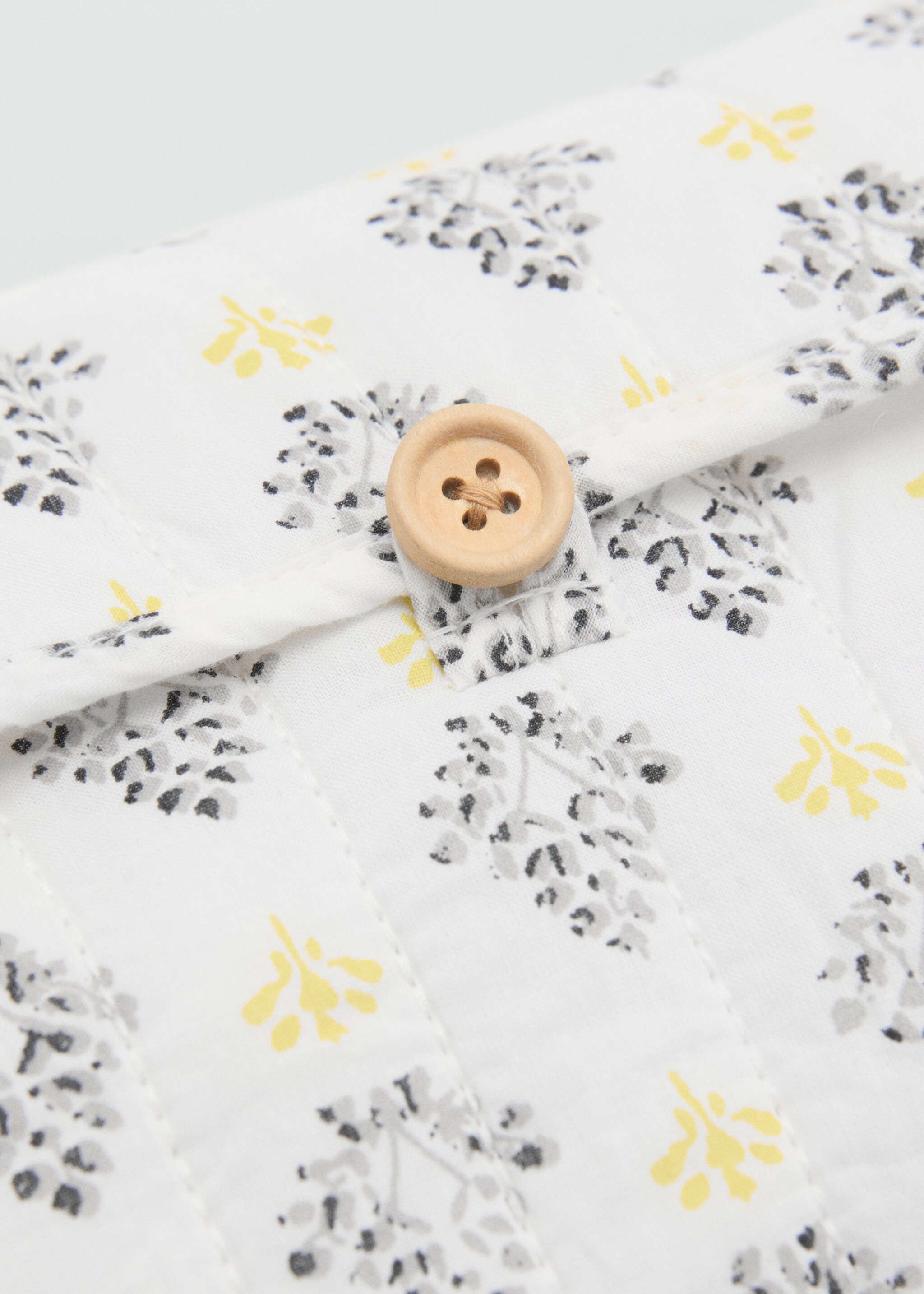 Padded travel changing mat - Details of the article 2, Yellow. Ref: 87095989-00.