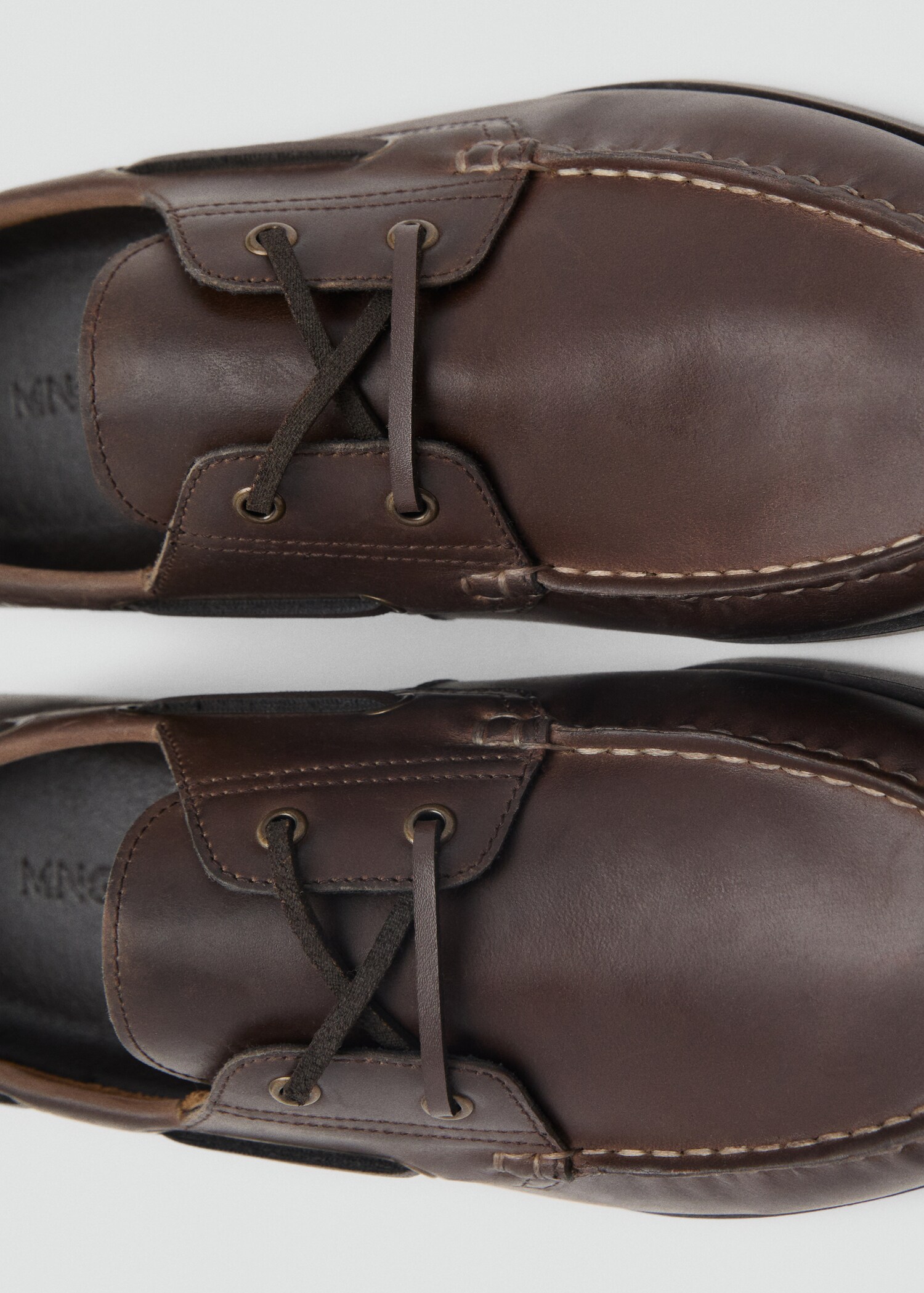 Leather nautical shoes - Details of the article 2