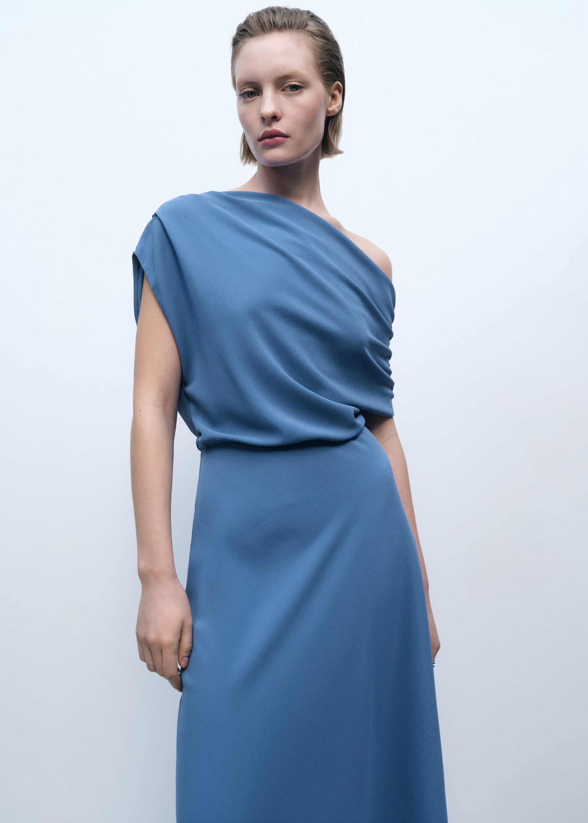 Vestit midi coll asimètric - Pla mig, Blau. Ref: 87096352-00.