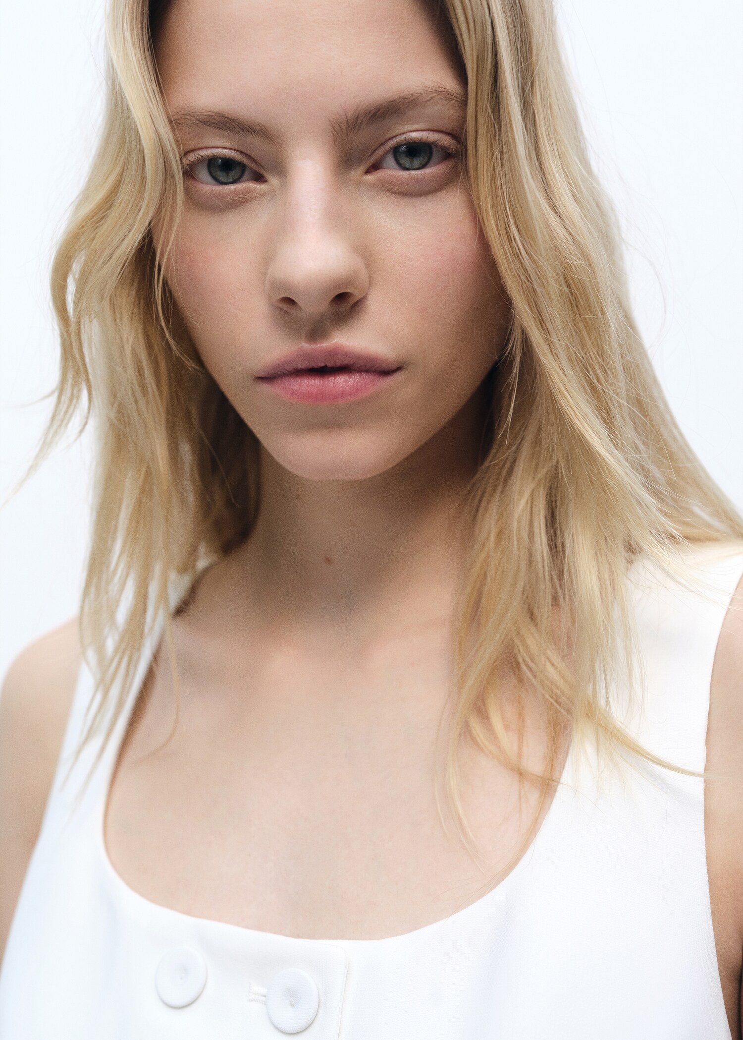 Double-breasted suit waistcoat - Details of the article 1