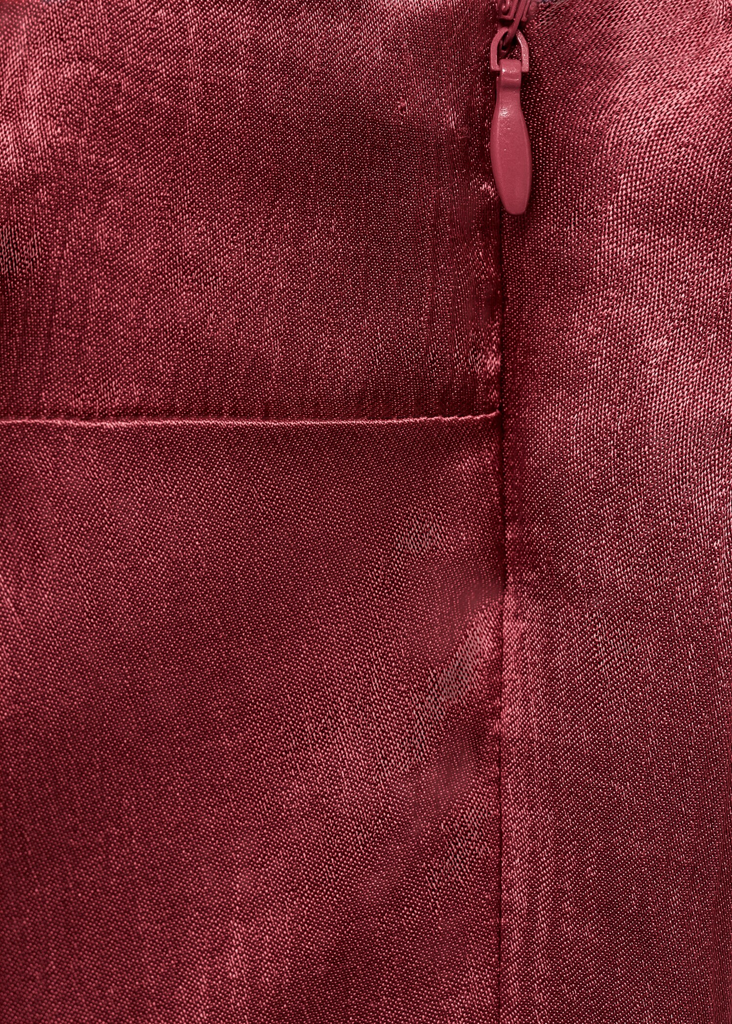 Top asimètric setinat - Detall de l'article 8