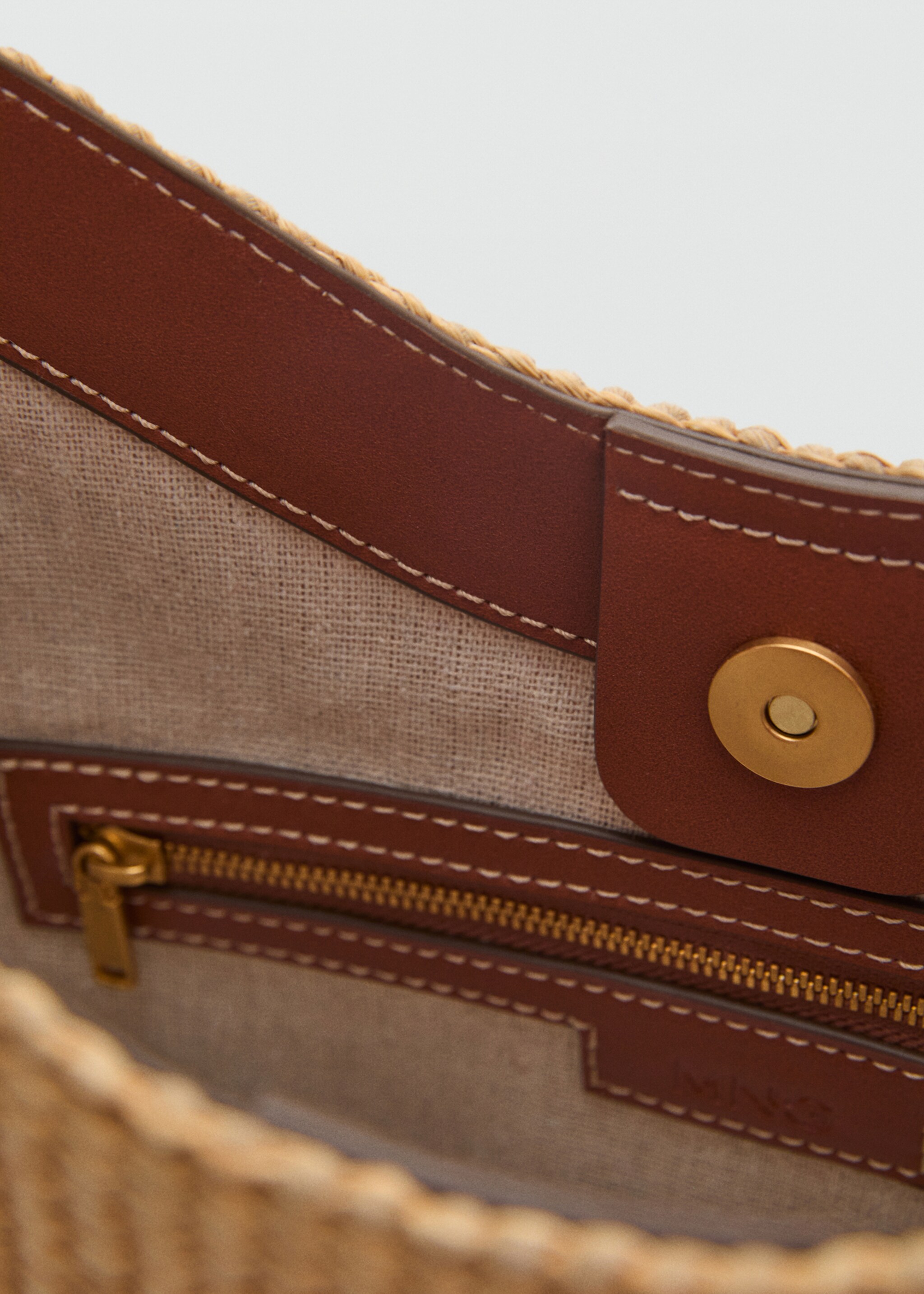 Raffia-effect shoulder bag - Details of the article 3, Leather. Ref: 87096713-00.