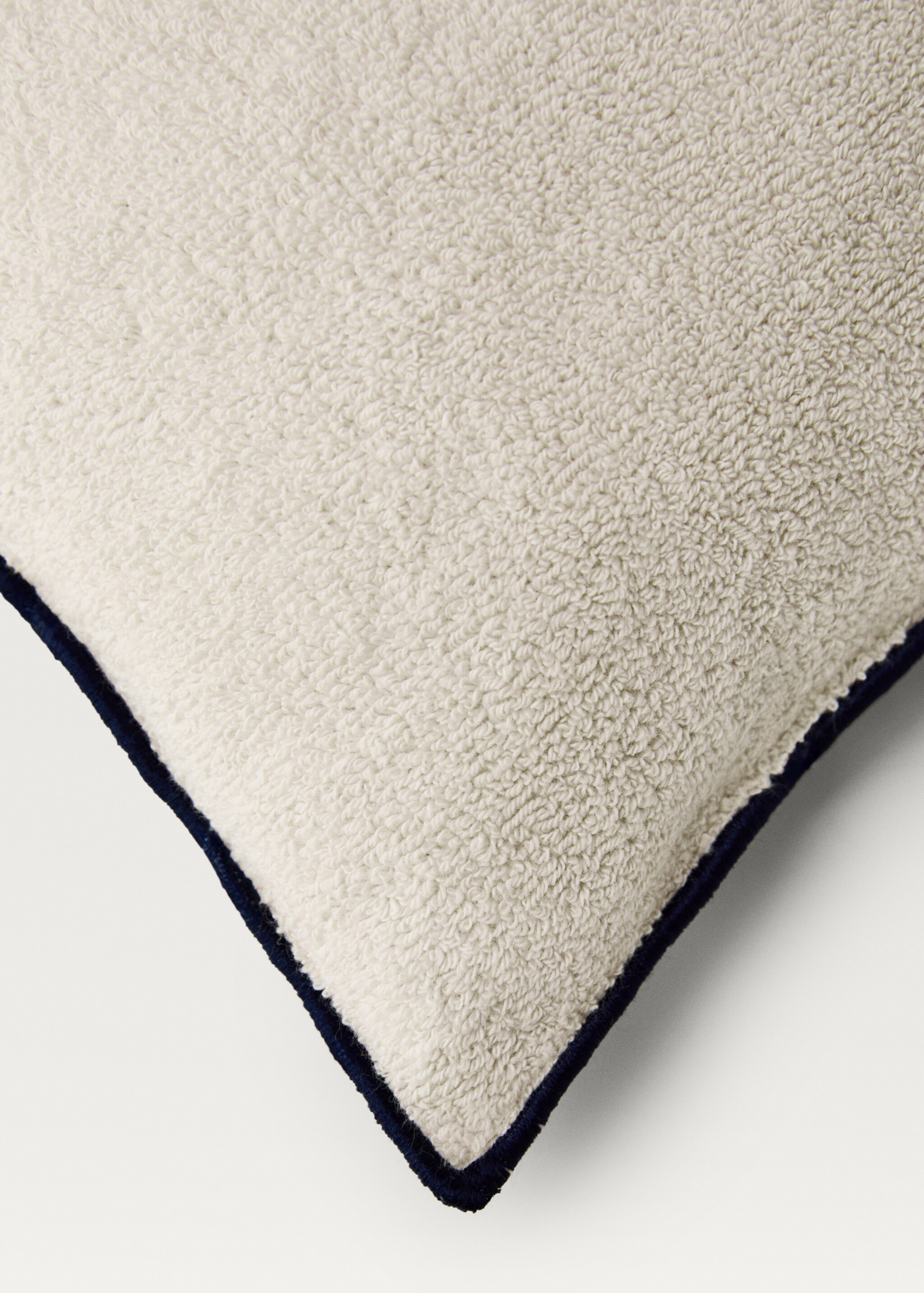 Towel-effect beach cushion cover 22x41 cm - Details of the article 2, Sand. Ref: 87096725-00.