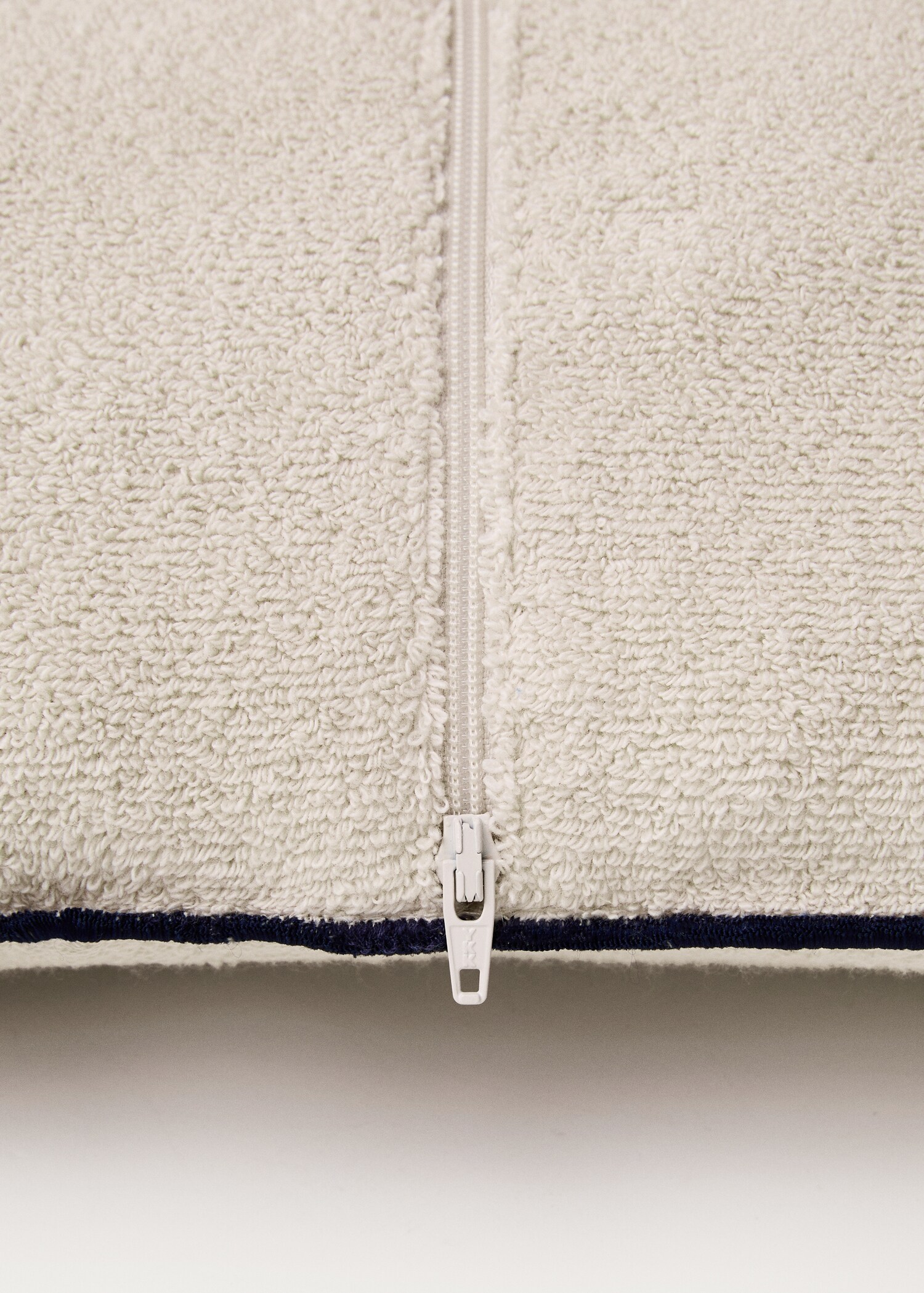 Towel-effect beach cushion cover 22x41 cm - Details of the article 3