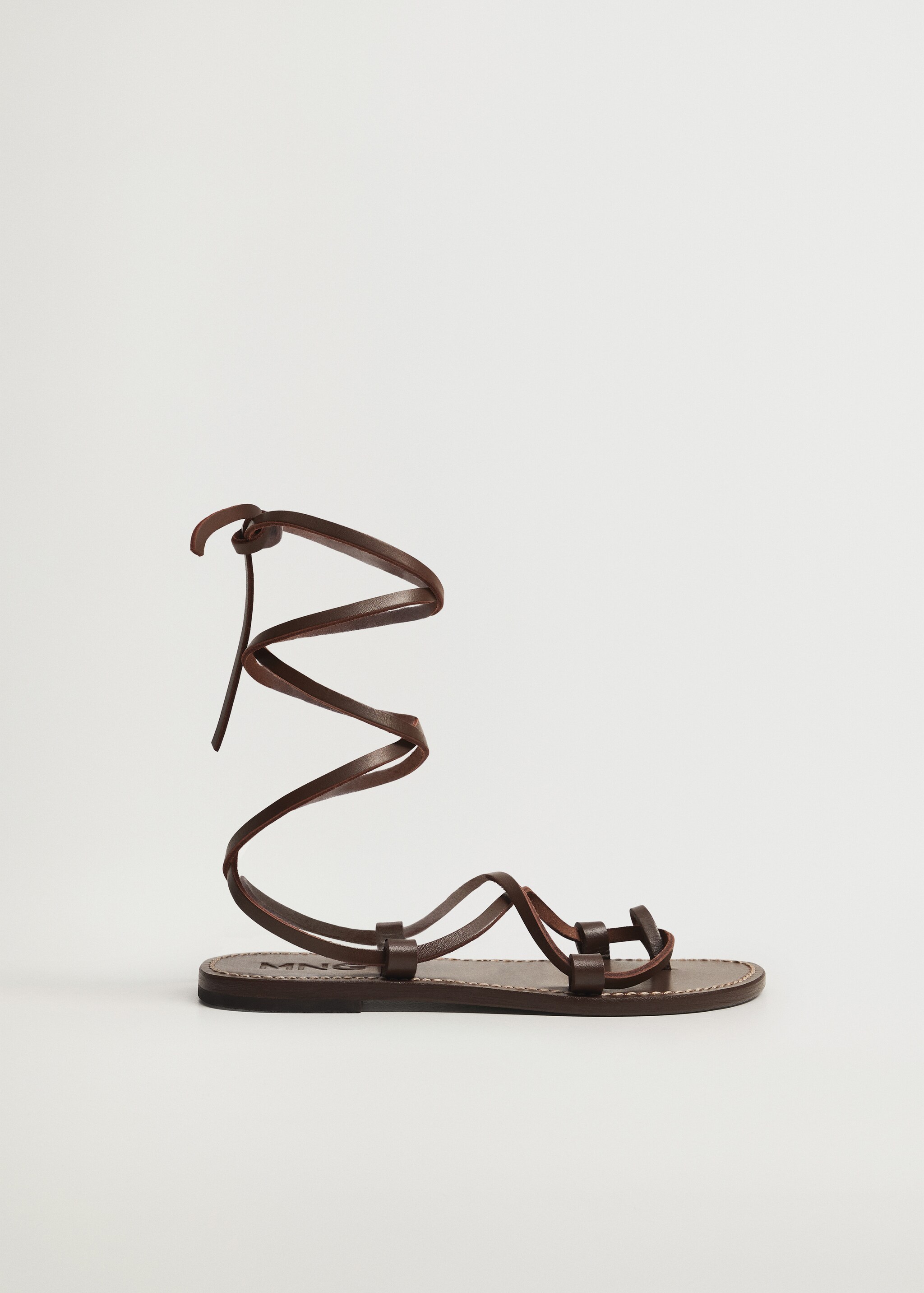 Sandal med skinnremmer - Artikkel uten modell