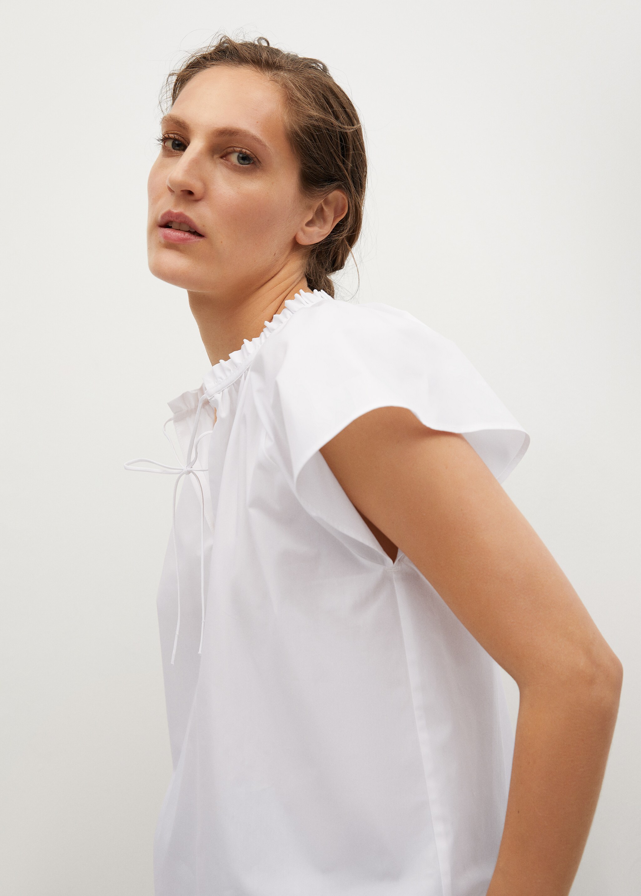 Blusa cuello fruncido - Detalle del artículo 2