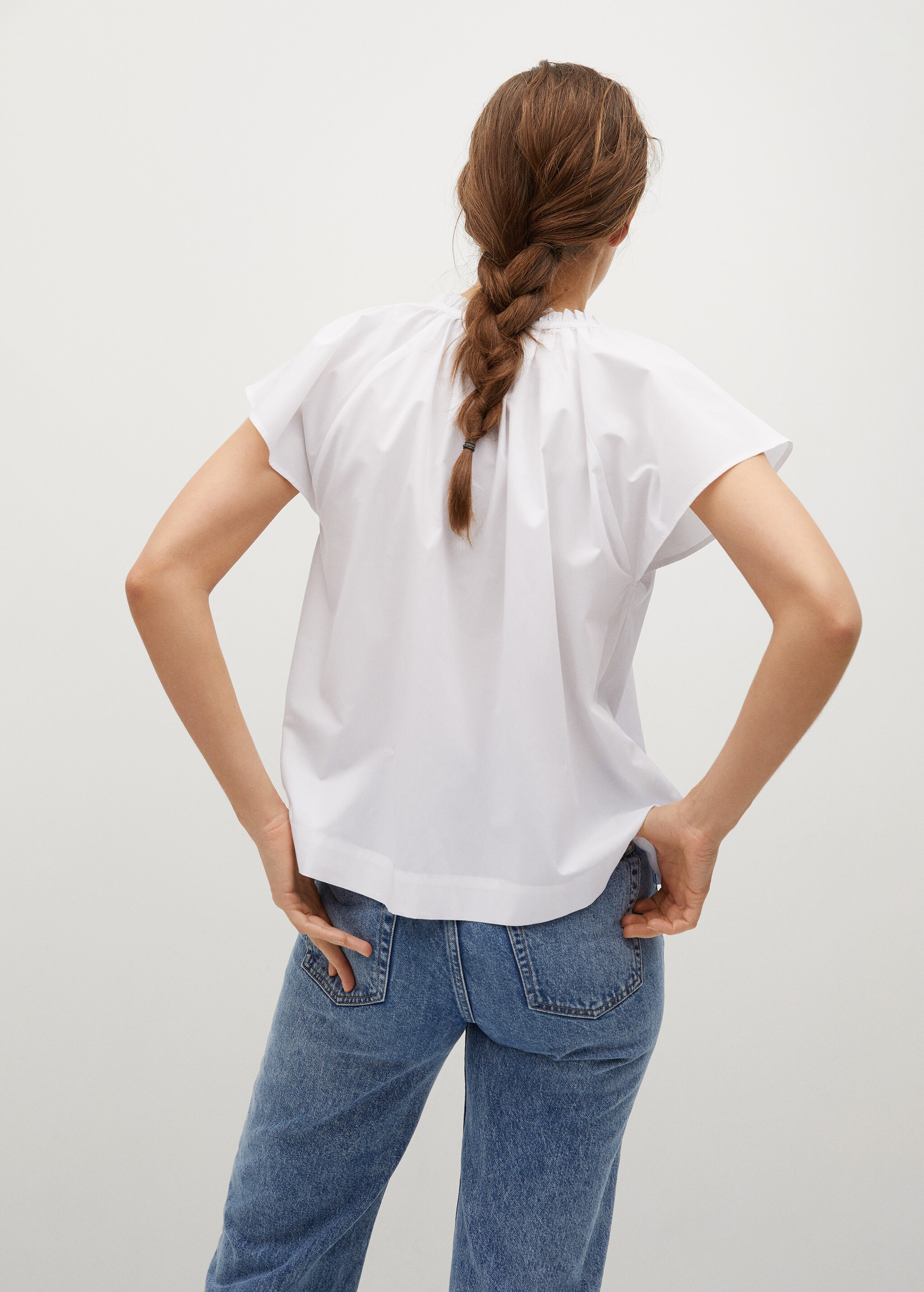 Blusa cuello fruncido - Reverso del artículo