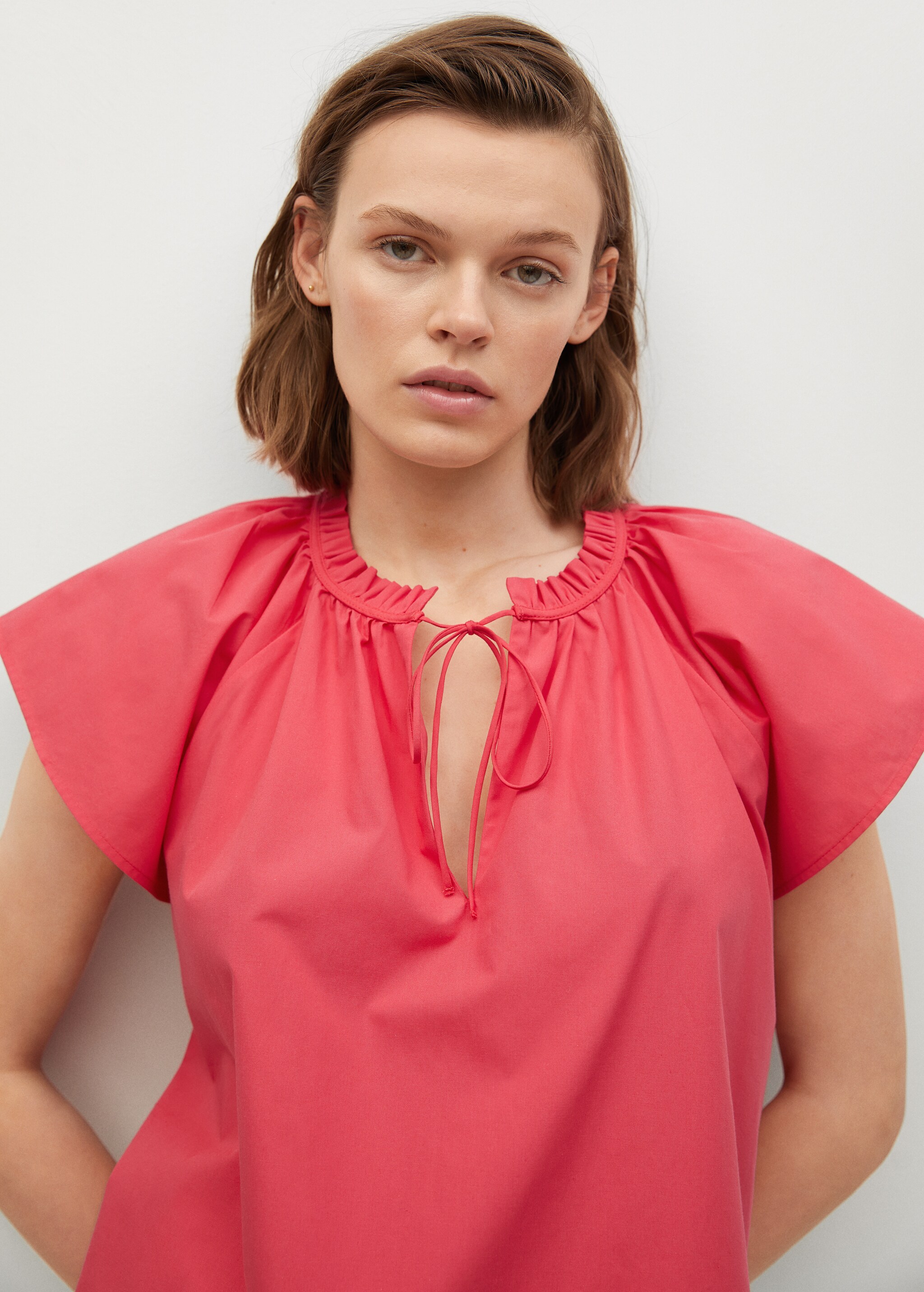 Blusa cuello fruncido - Detalle del artículo 2