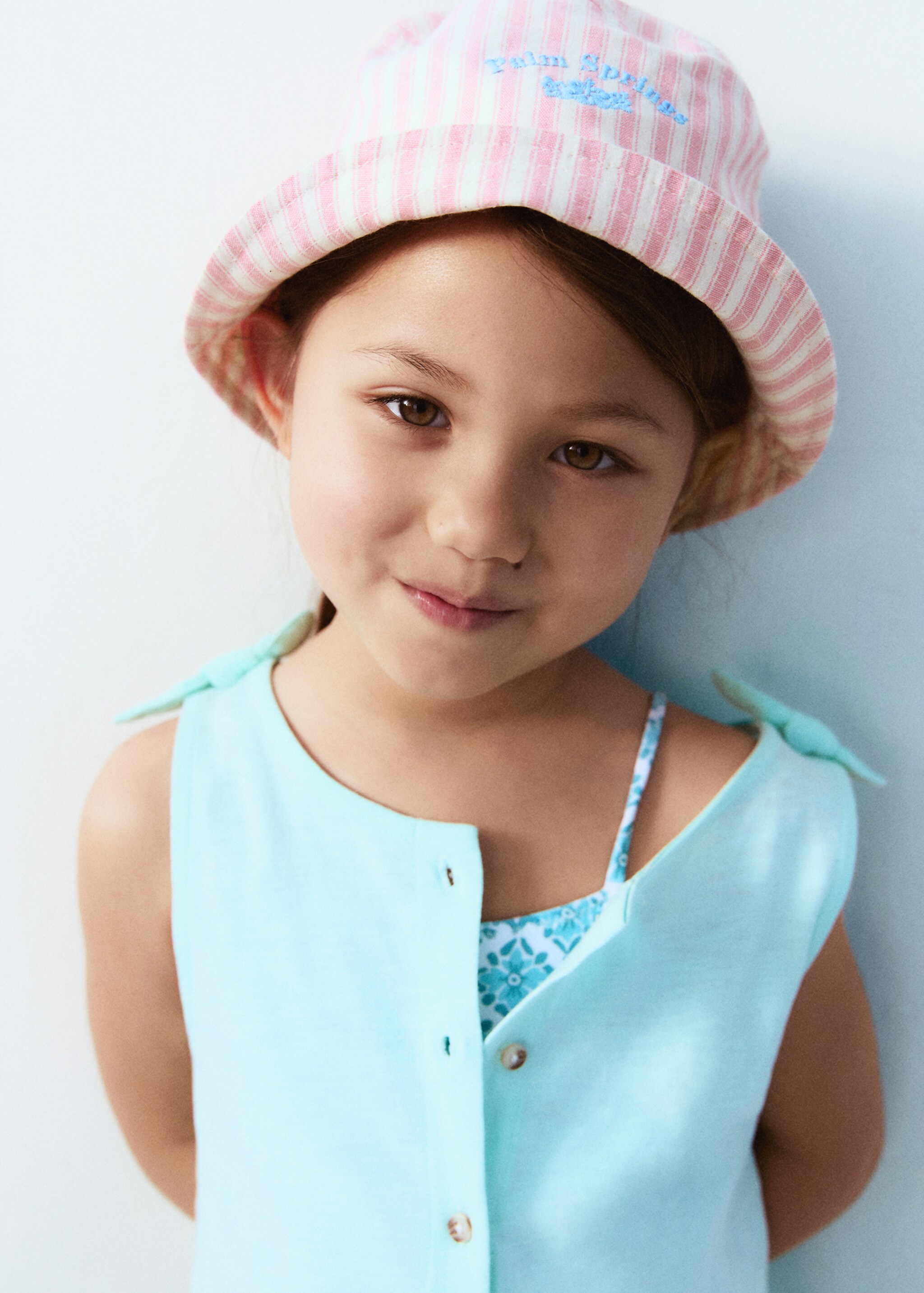 Striped bucket hat - Details of the article 9, Pink. Ref: 87097169-00.