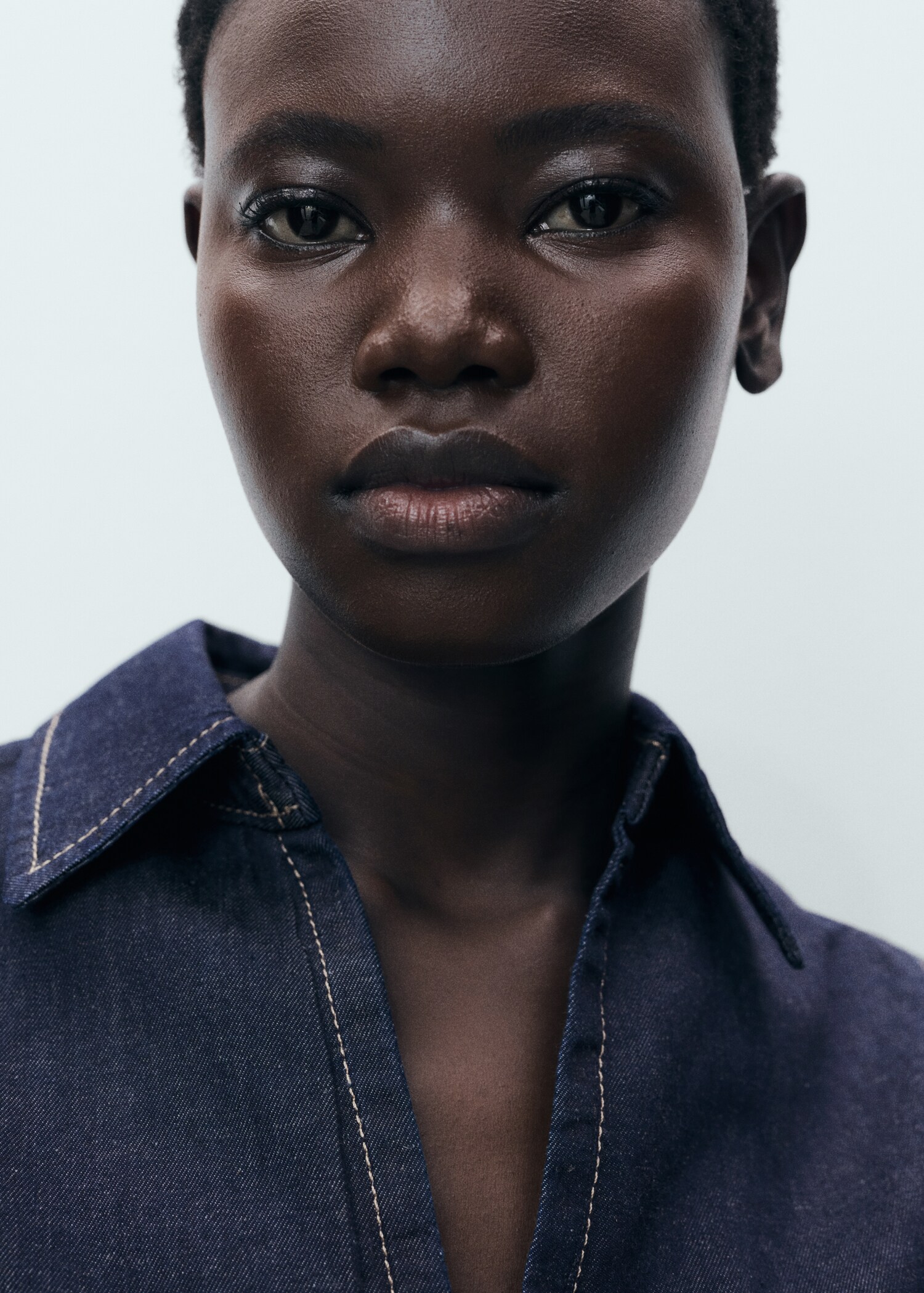 Figurnära denimtopp - Detaljer om artikeln 1