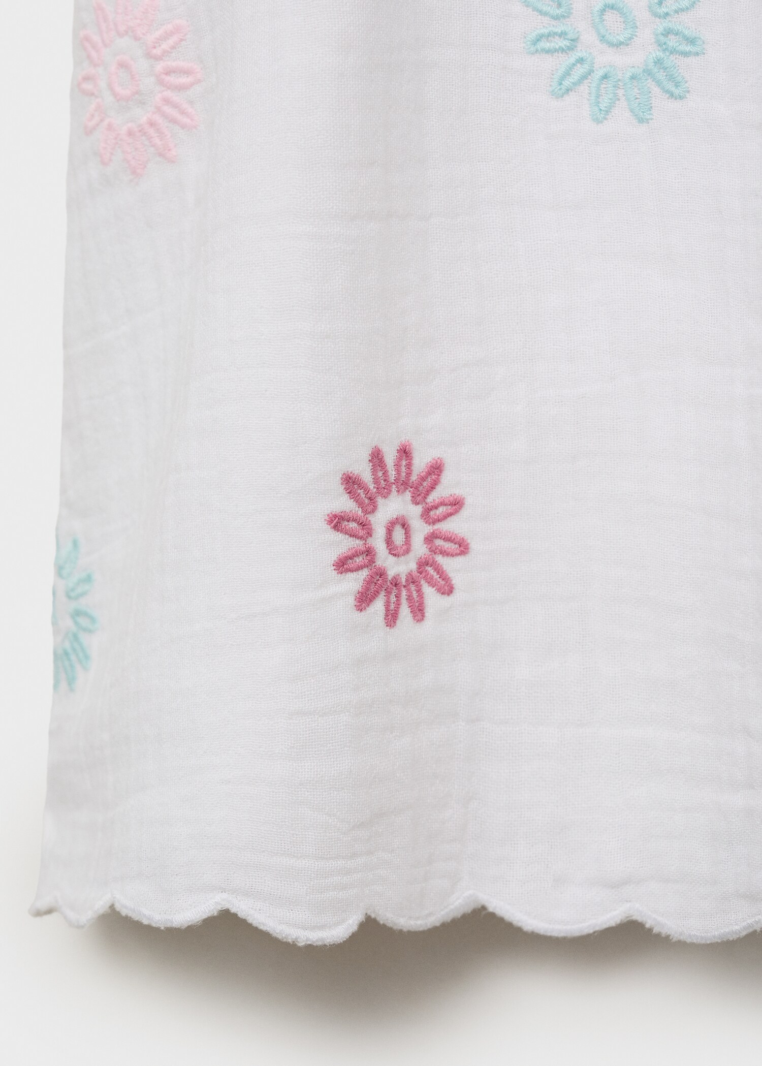 Embroidered detail dress - Details of the article 0