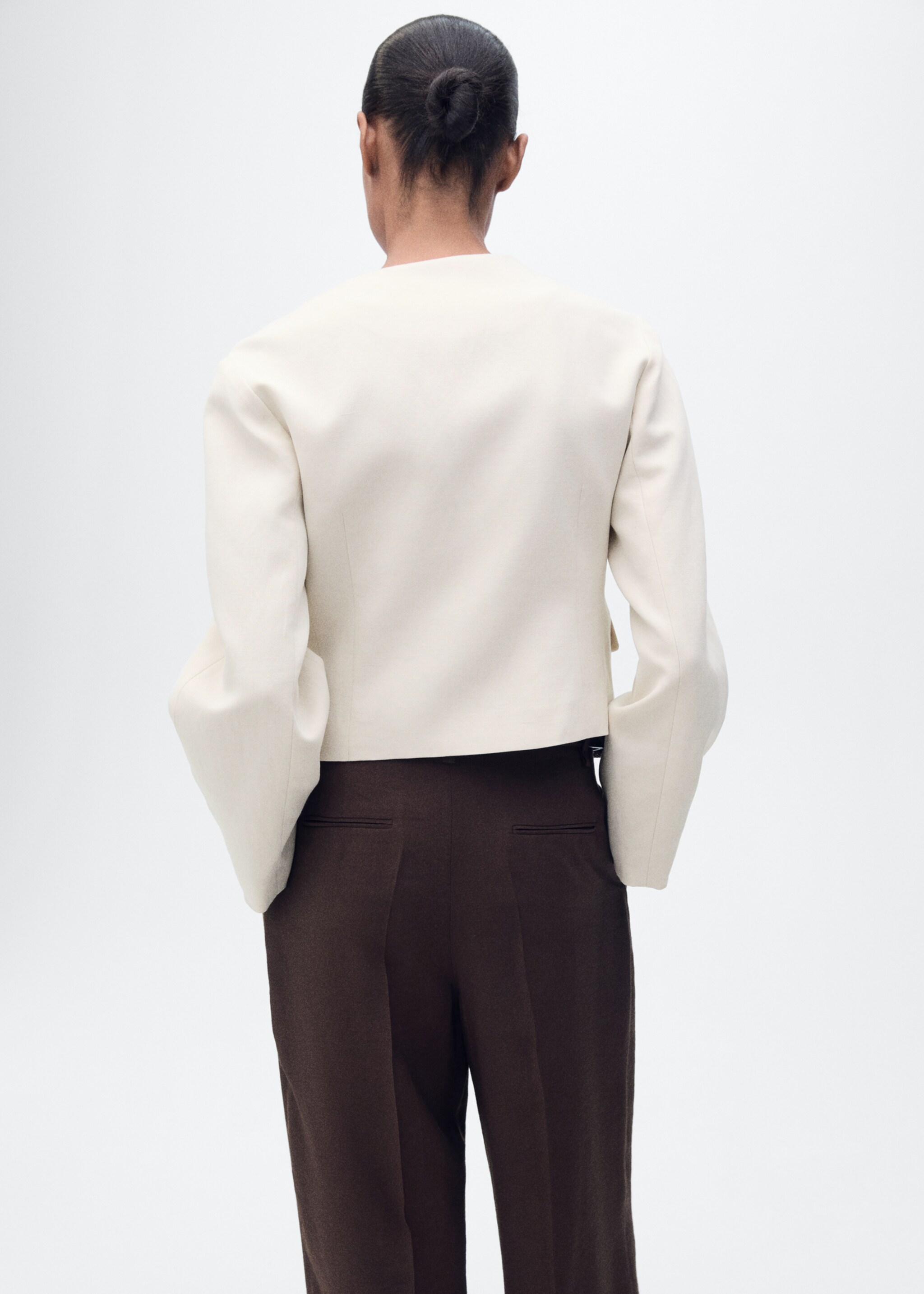 Geknöpfte Jacke aus Leinengemisch - Rückseite des Artikels, Hellgrau/Pastellgrau. Ref: 87097704-00.