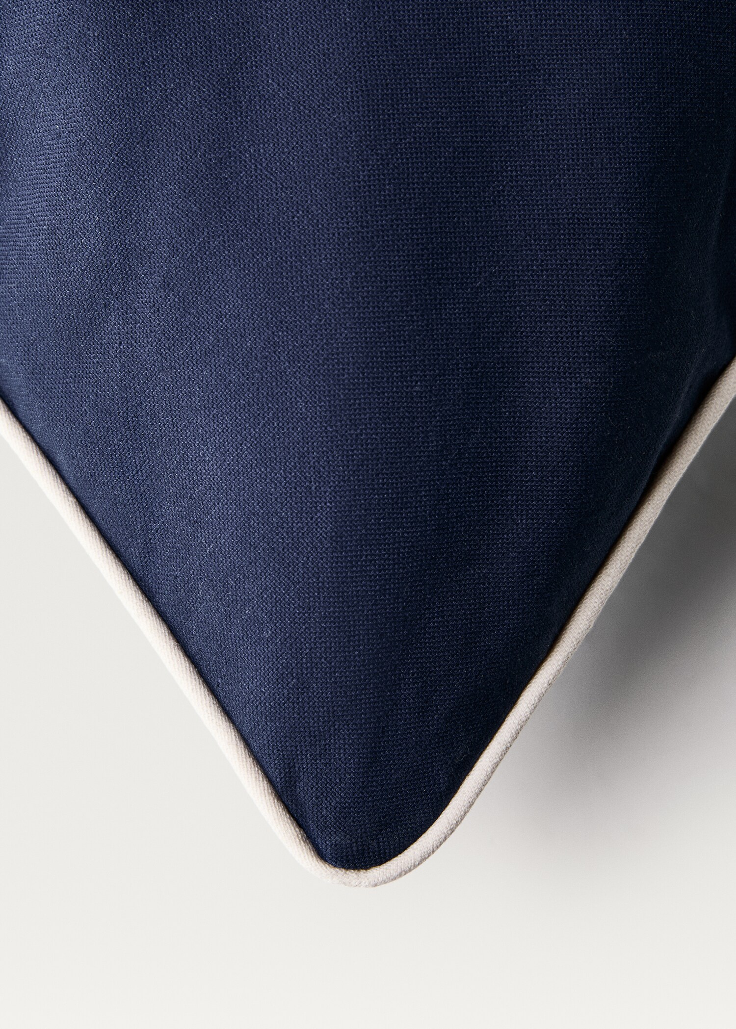 Housse de coussin liseré imperméable 50x50 cm - Détail de l'article 2