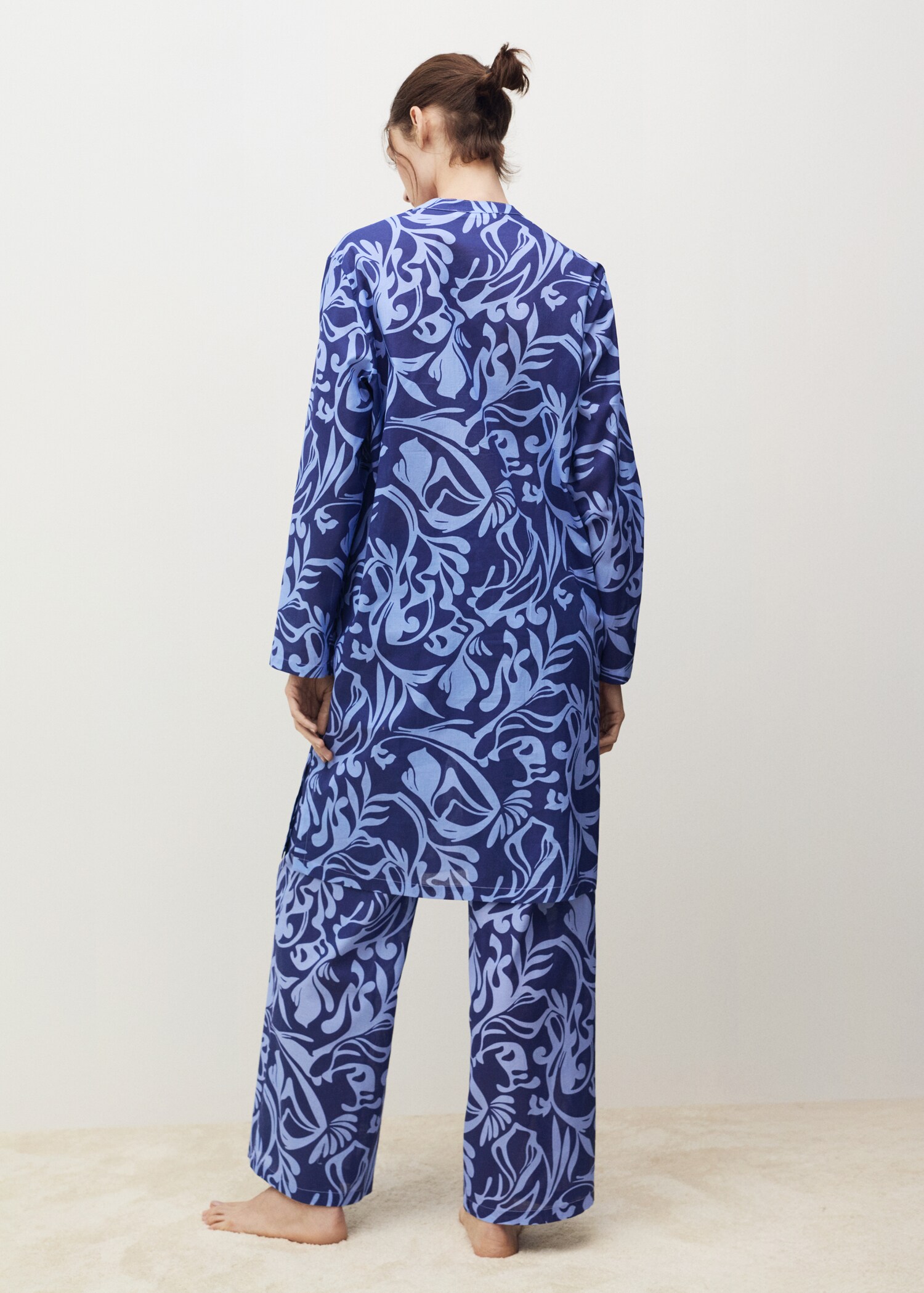 Baumwoll-Kaftan mit zweifarbigem Print - Rückseite des Artikels
