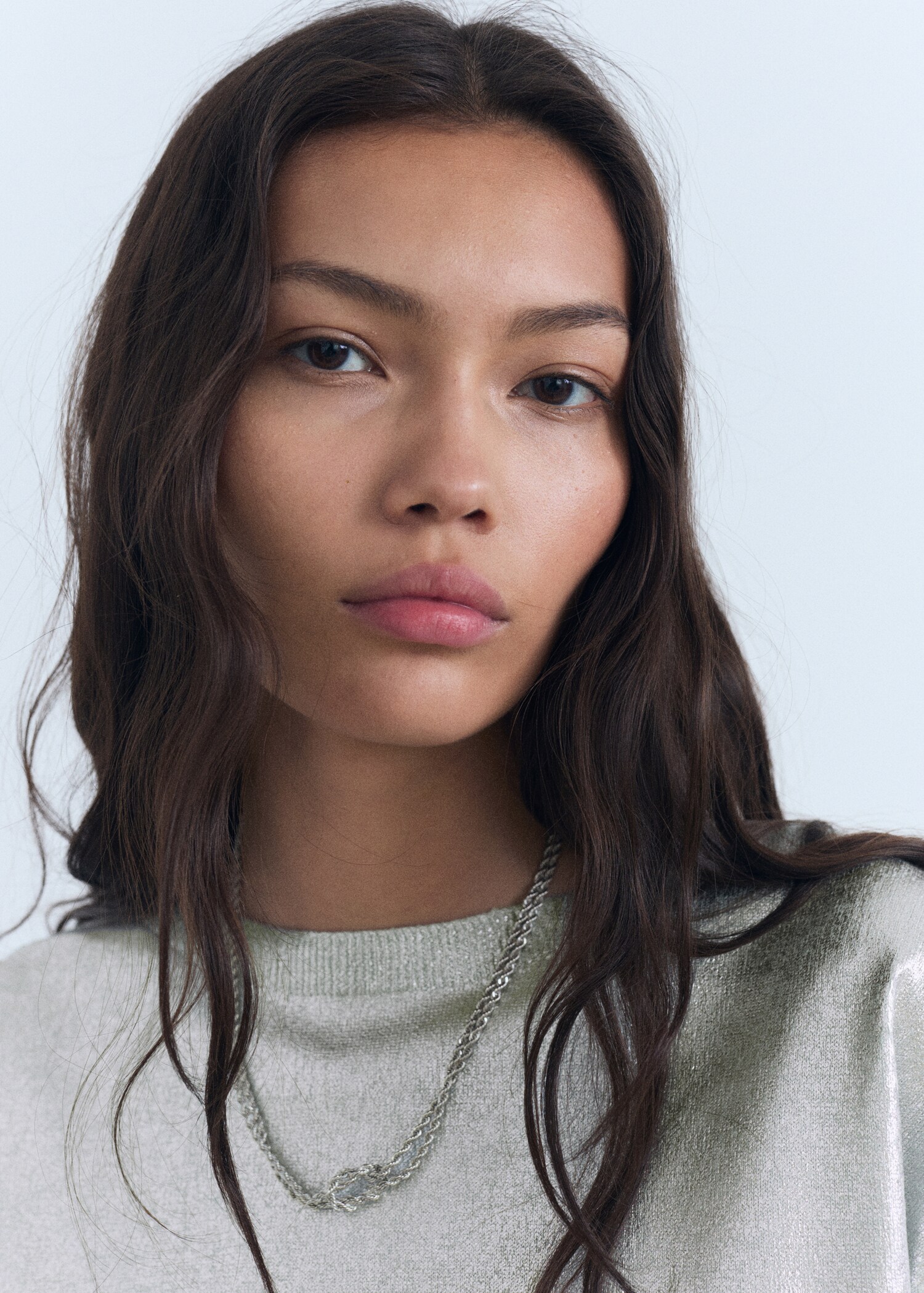 Short-sleeved foil knitted sweater - Details of the article 1