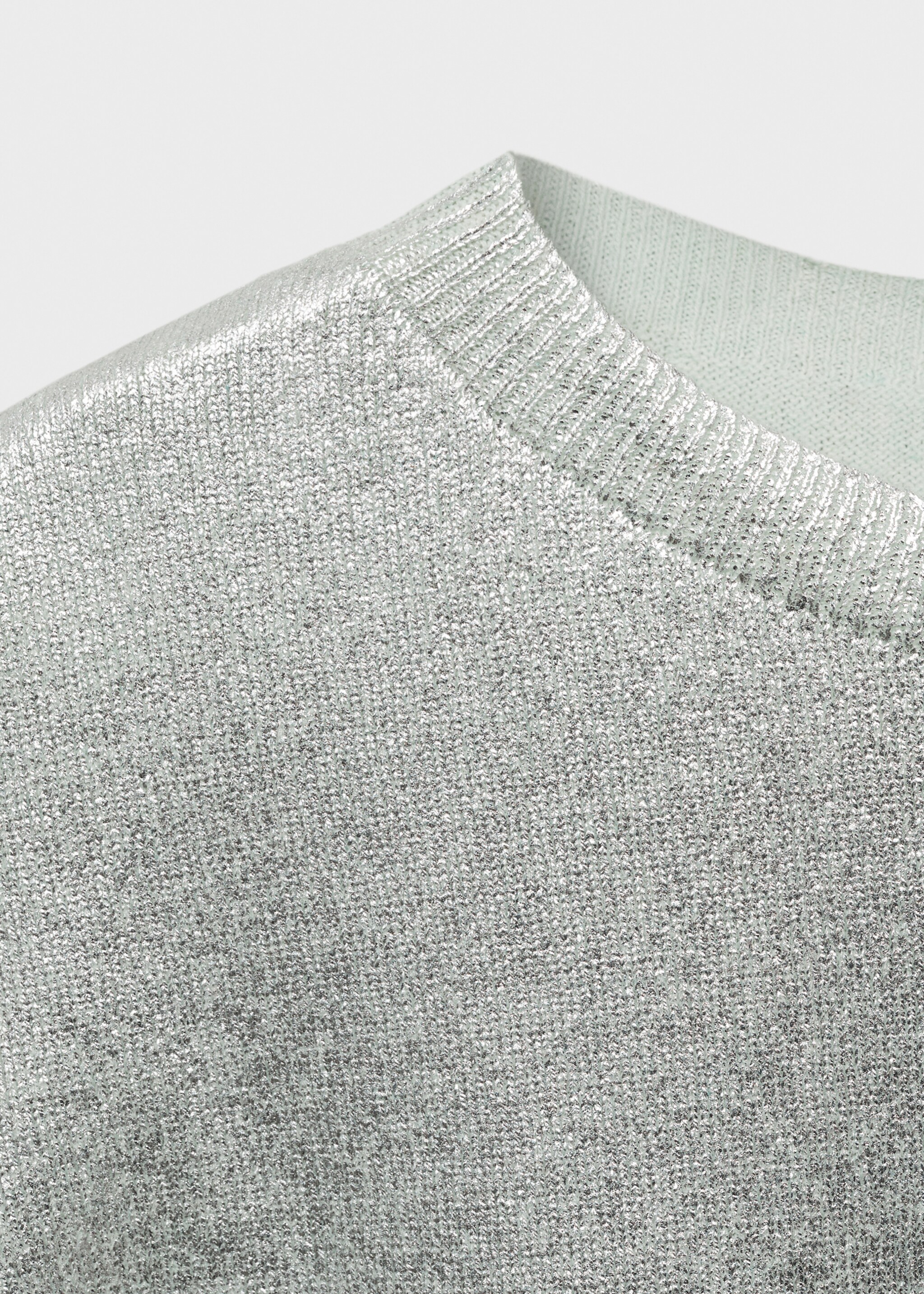 Short-sleeved foil knitted sweater - Details of the article 8, Mint Green. Ref: 87098648-00.