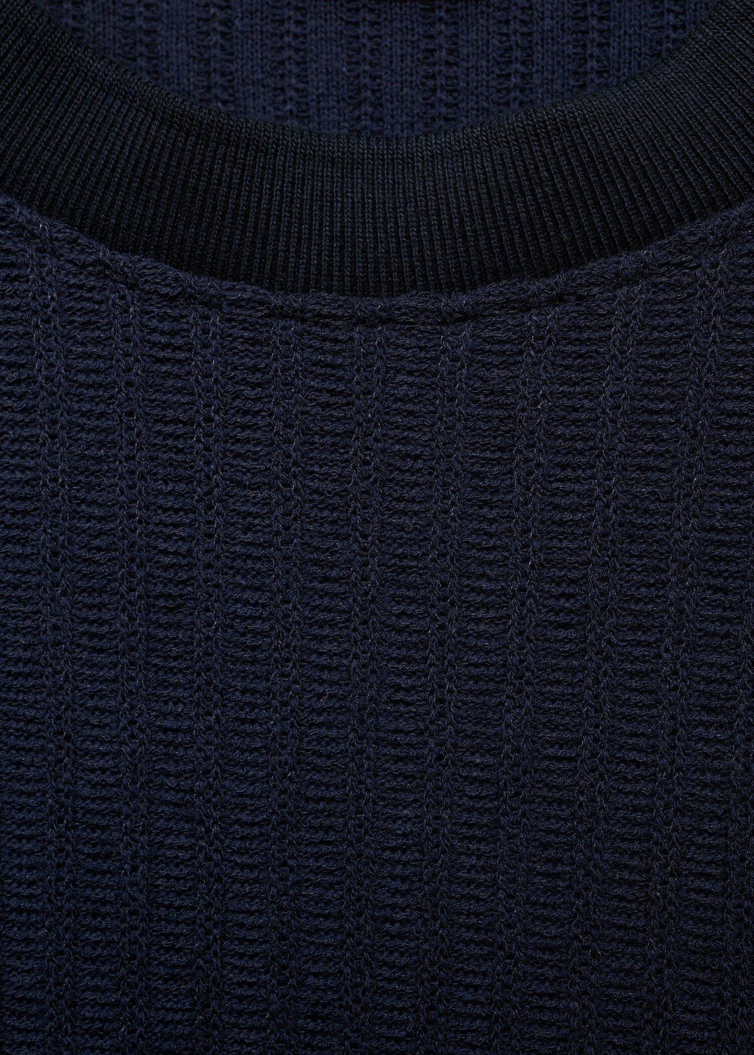 Ribbed  knit t-shirt - Details of the article 8