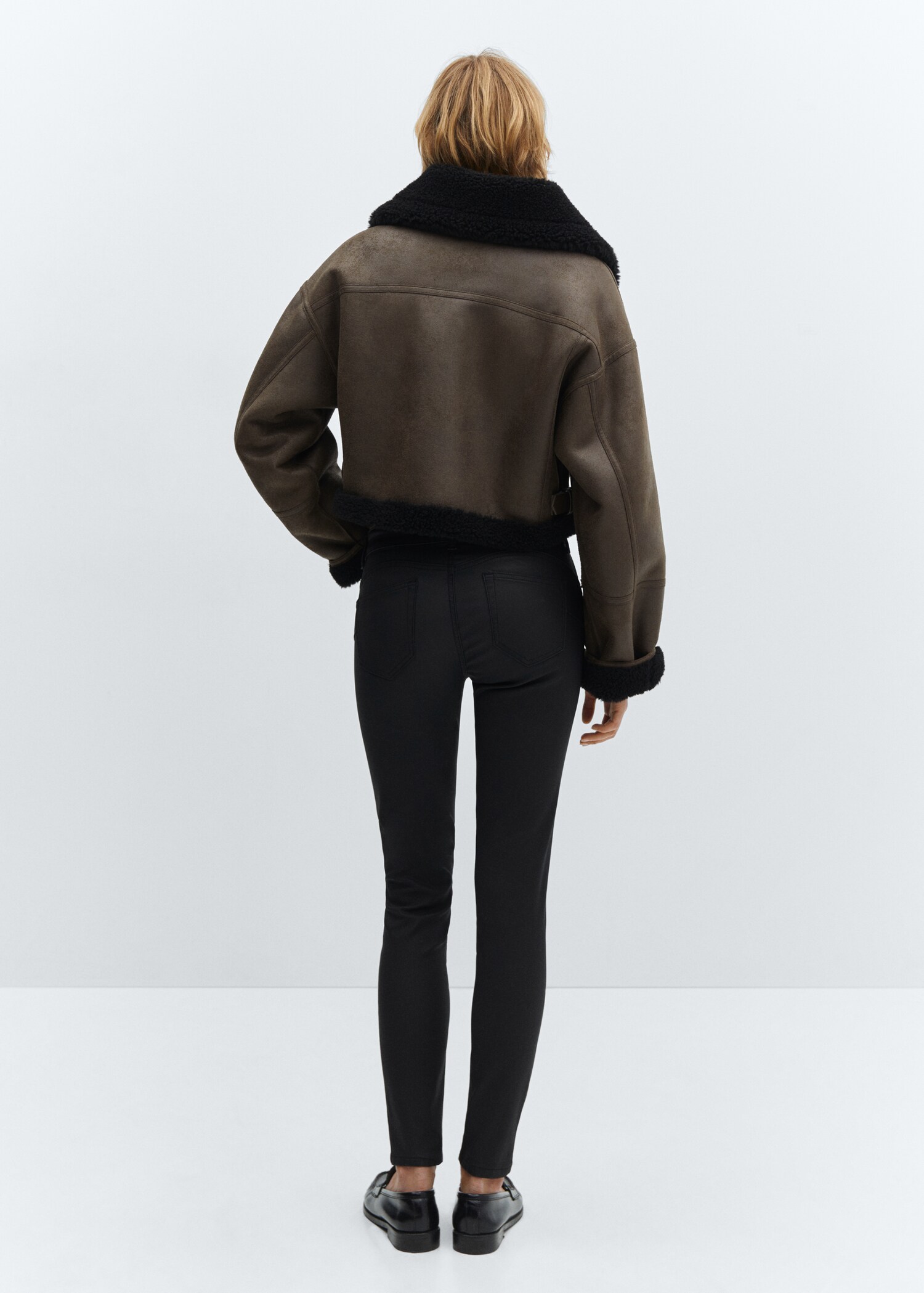 Gewachste Skinny-Push-Up-Jeans - Rückseite des Artikels