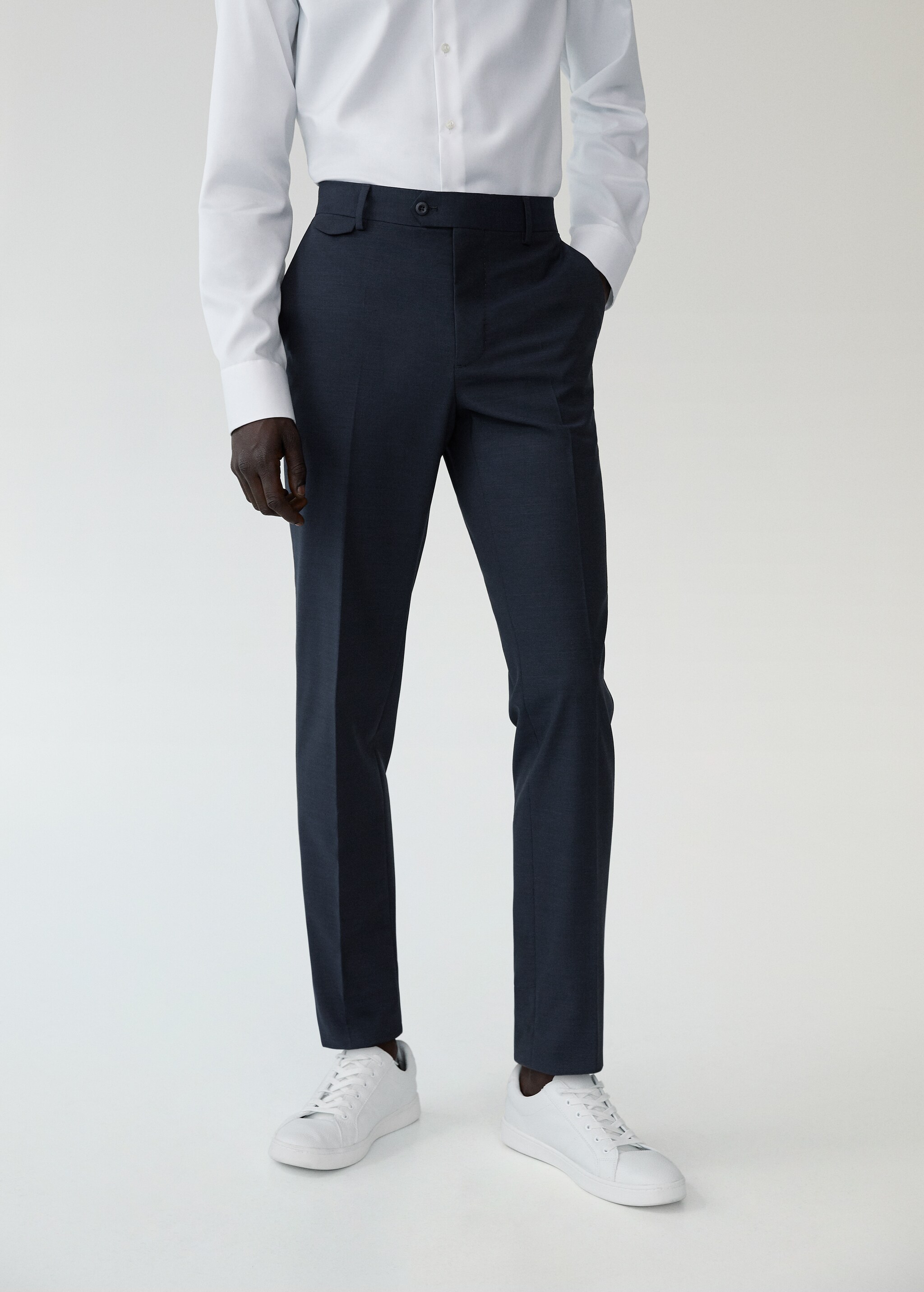 Pantalón traje slim fit lana - Plano medio