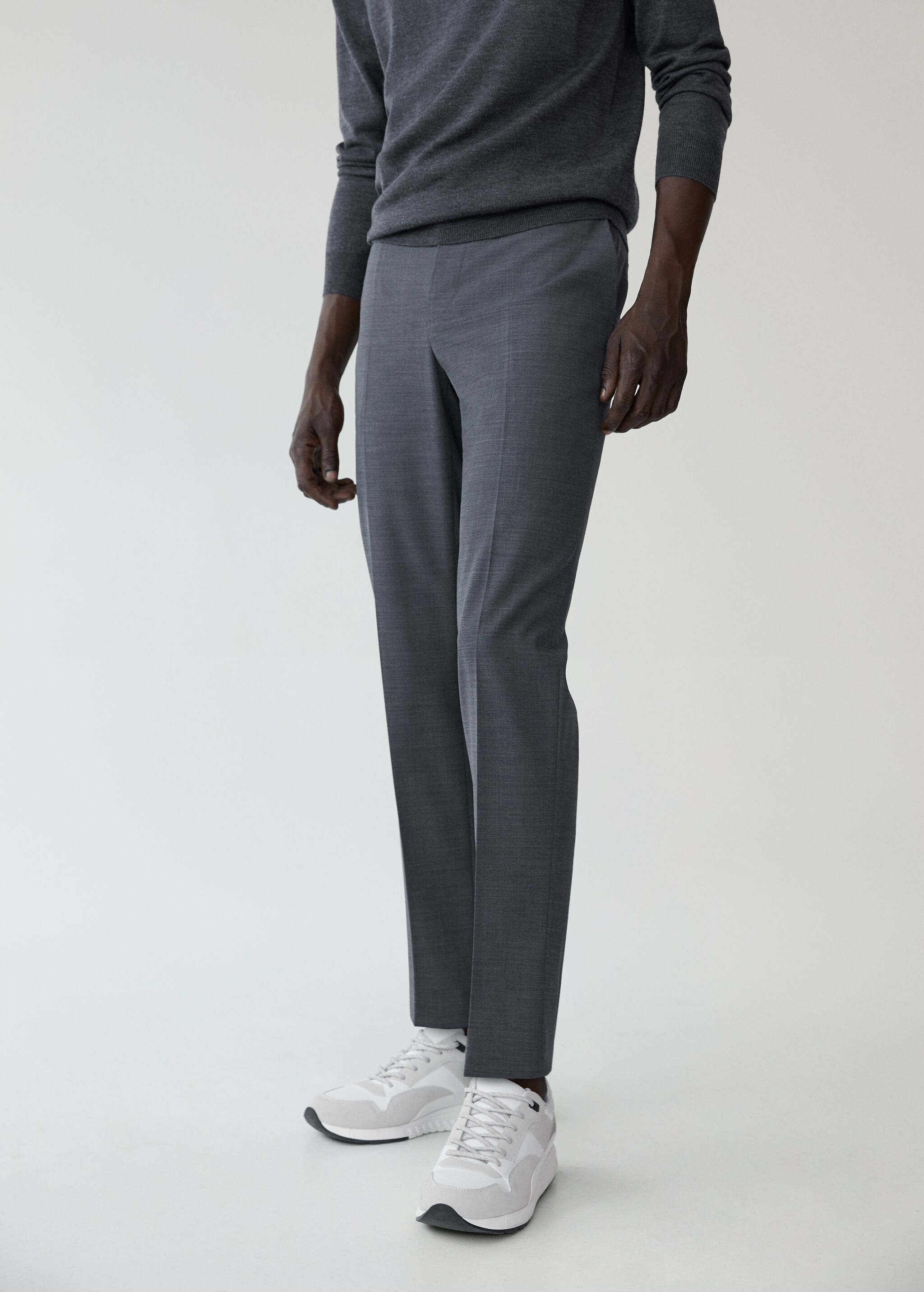 Pantalón traje slim fit lana - Plano medio