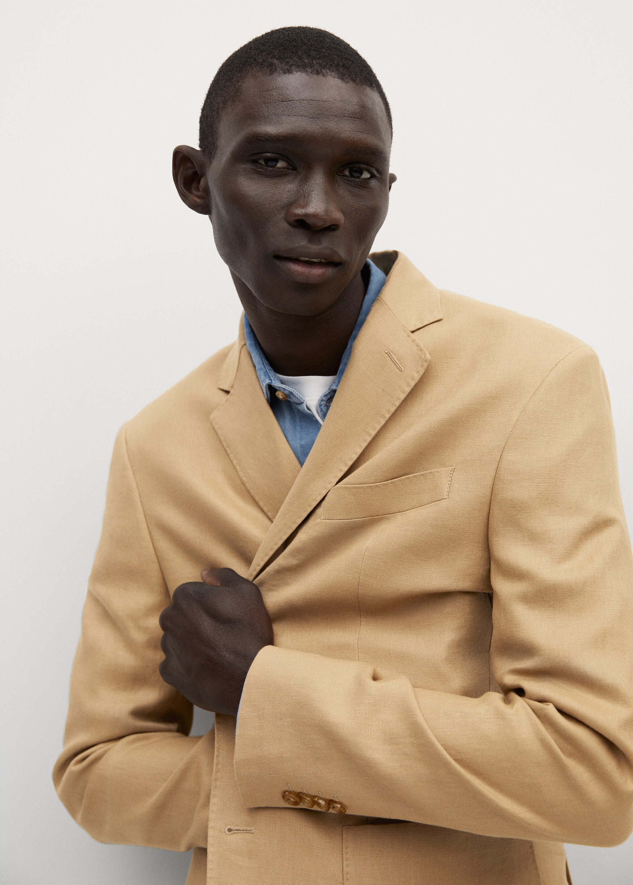 100% linen slim fit blazer - Details of the article 1