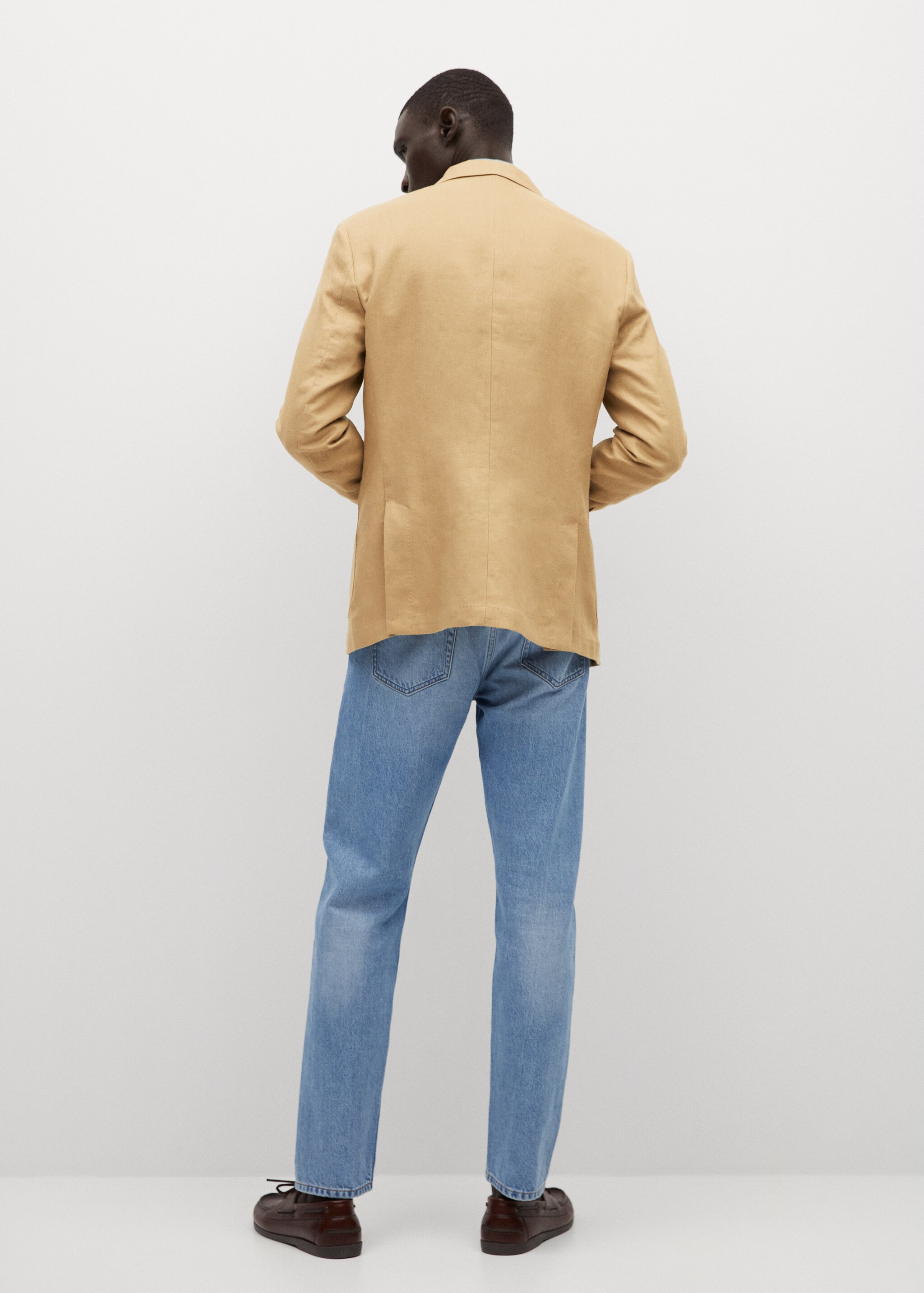 100% linen slim fit blazer - Reverse of the article