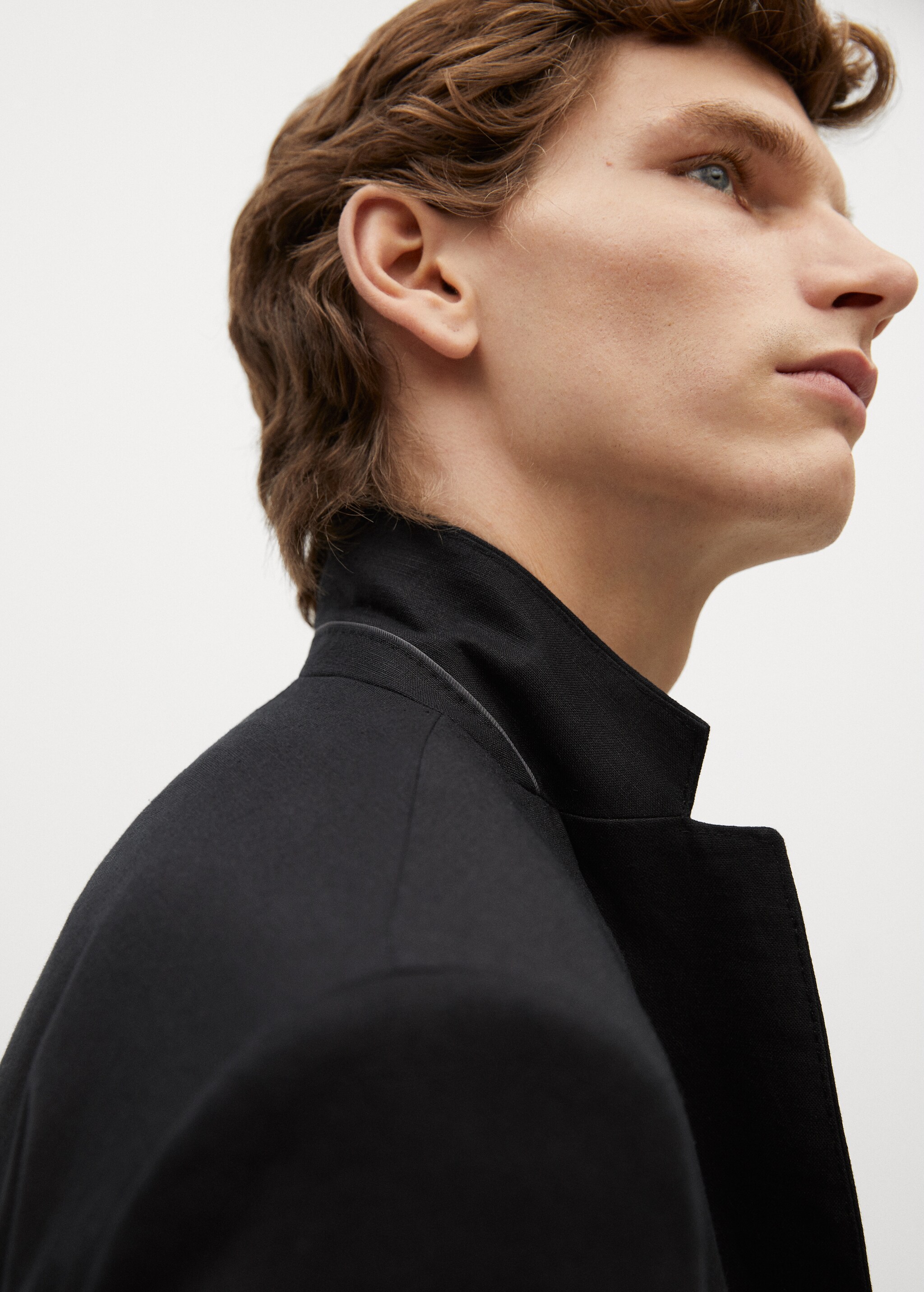 100% linen slim fit blazer - Details of the article 1