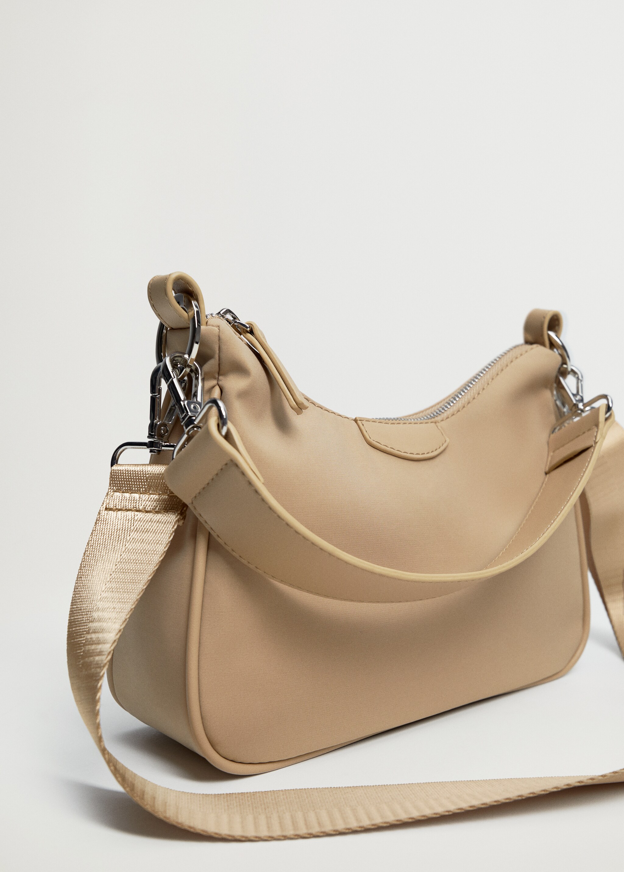 Bolso baguette doble asa - Plano medio