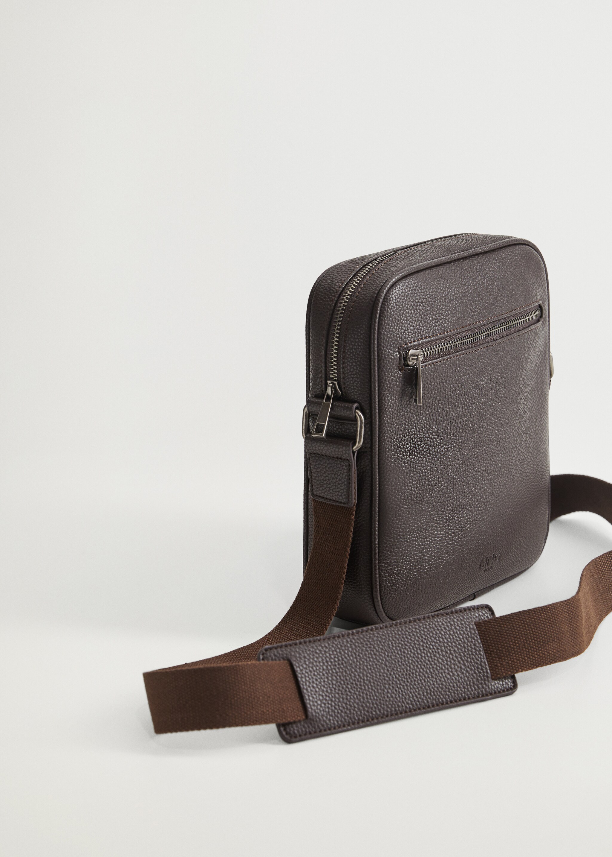 Pebbled crossbody belt bag - Medium plane