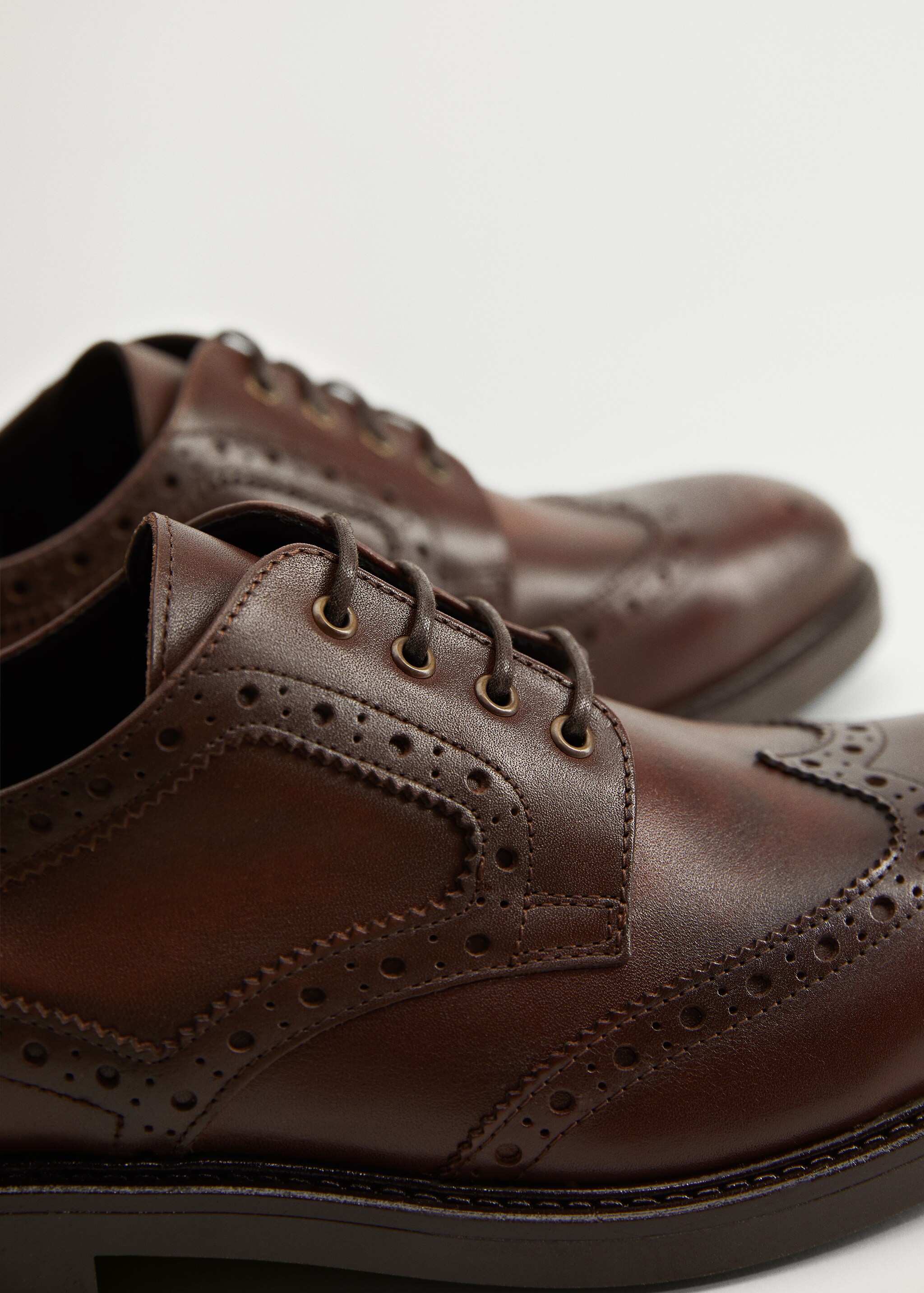 Zapato blucher piel troquelados - Detalle del artículo 4