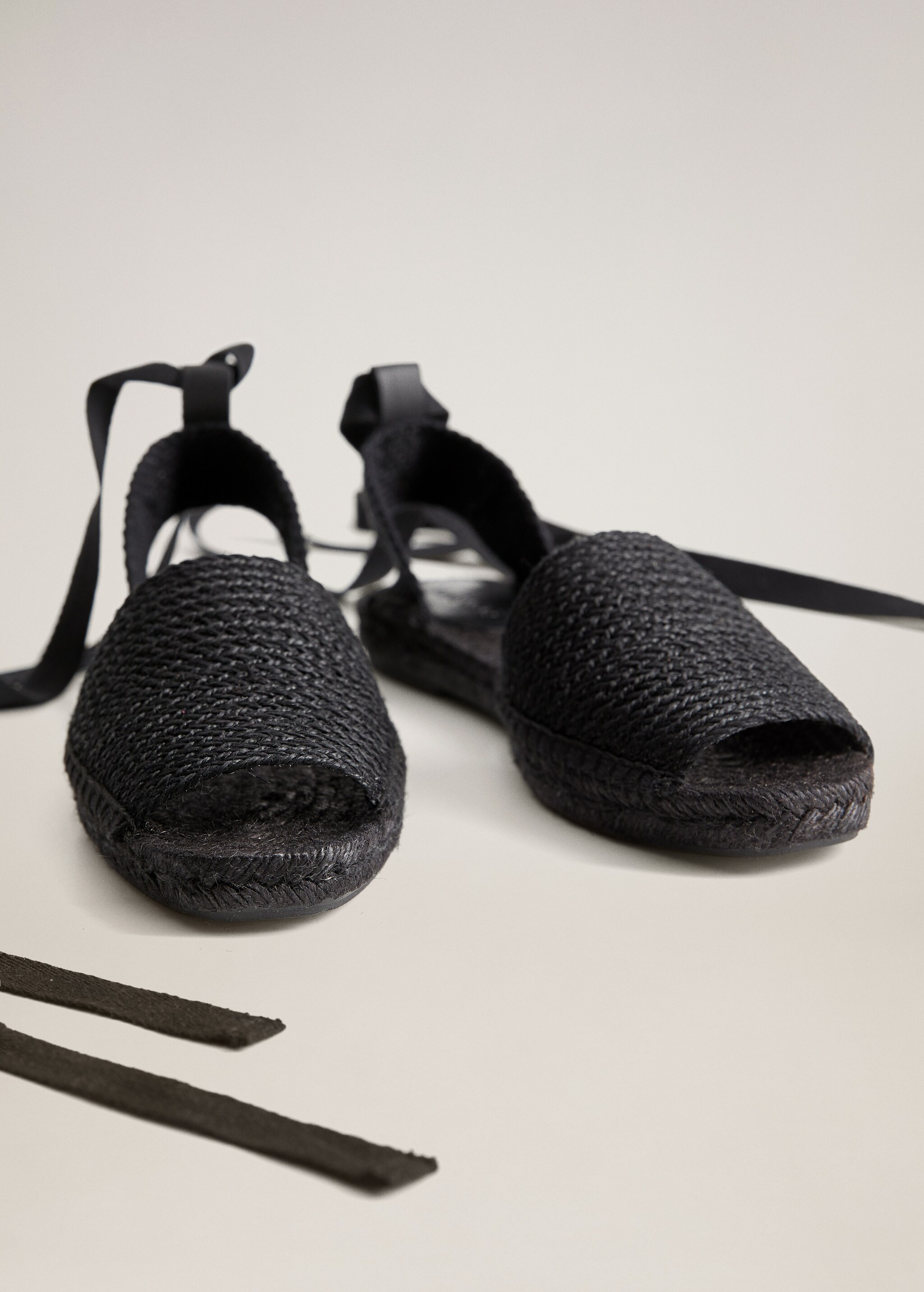 Alpargata destalonada cordones - Plano medio