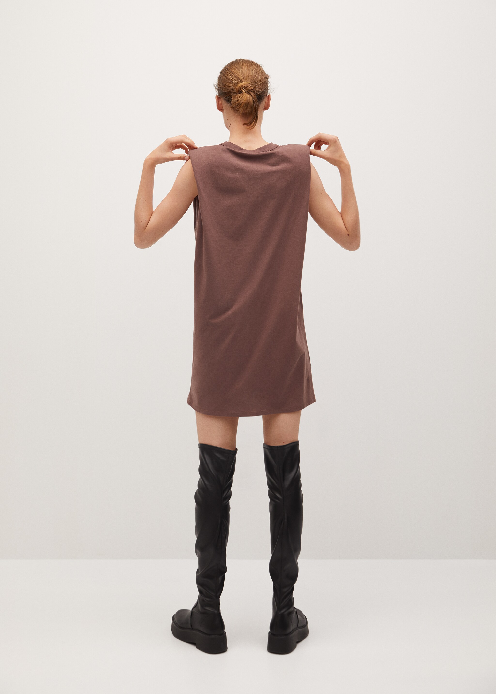 Vestido hombreras - Reverso del artículo