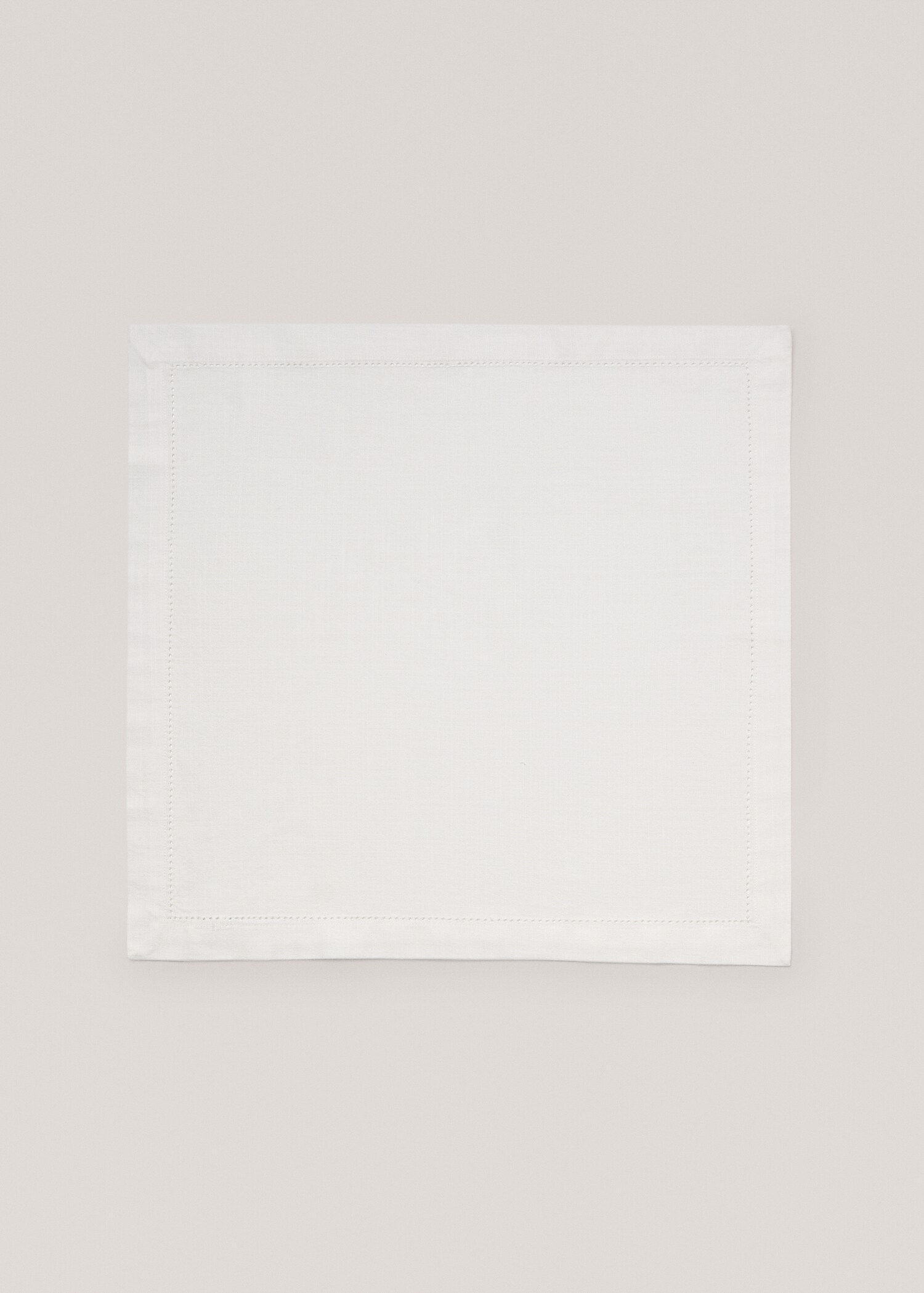 Napkins with hemstitch detail - Article without model