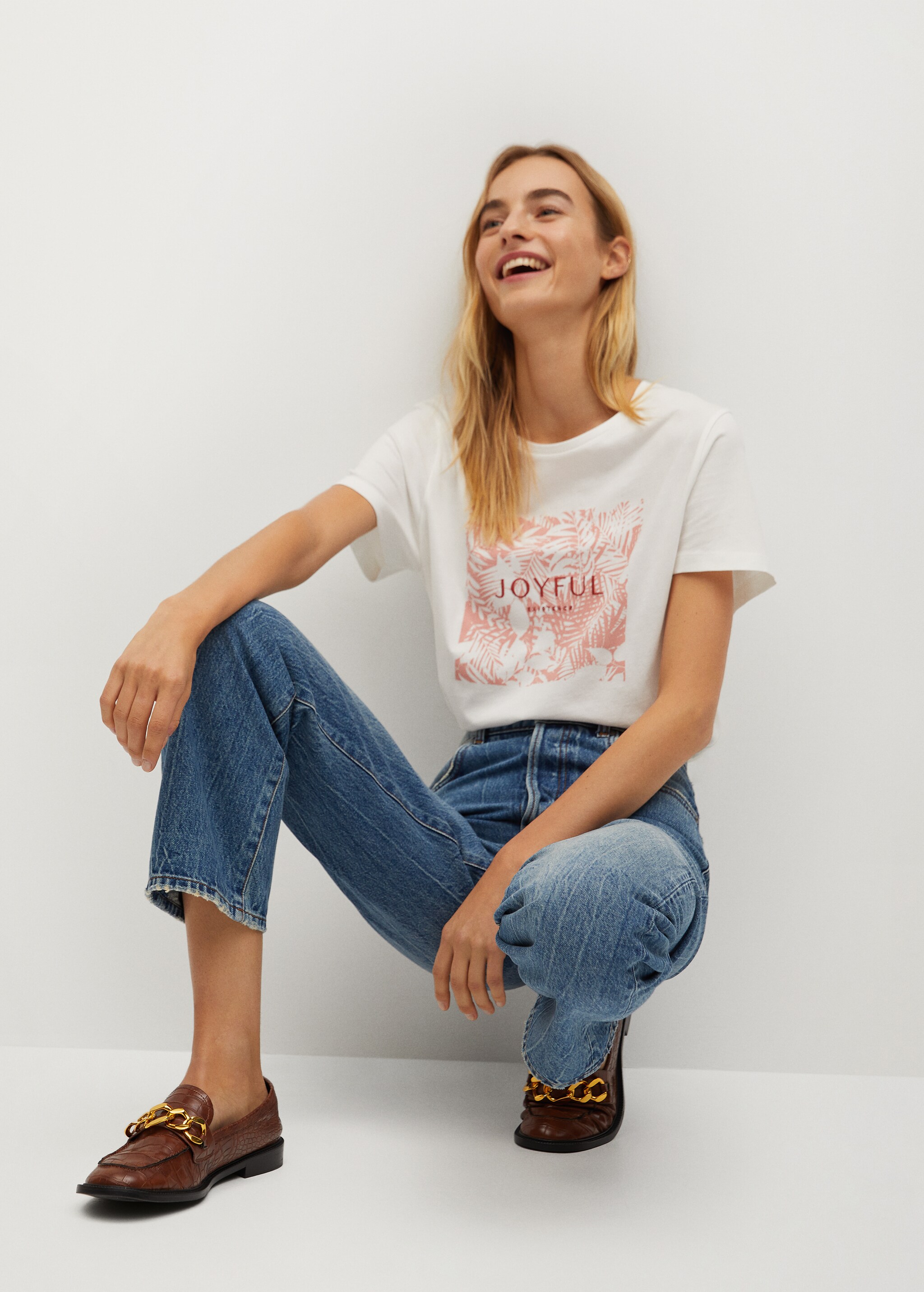 Gemustertes T-Shirt mit Stickerei - Detail des Artikels 2