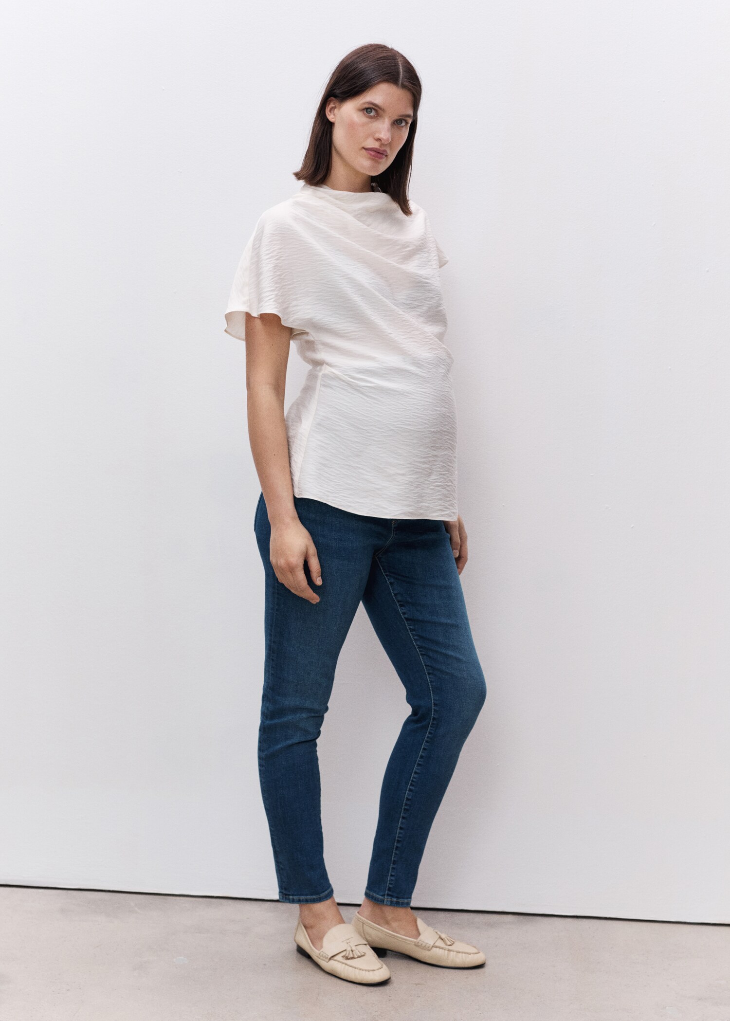Maternity skinny jeans - General plane