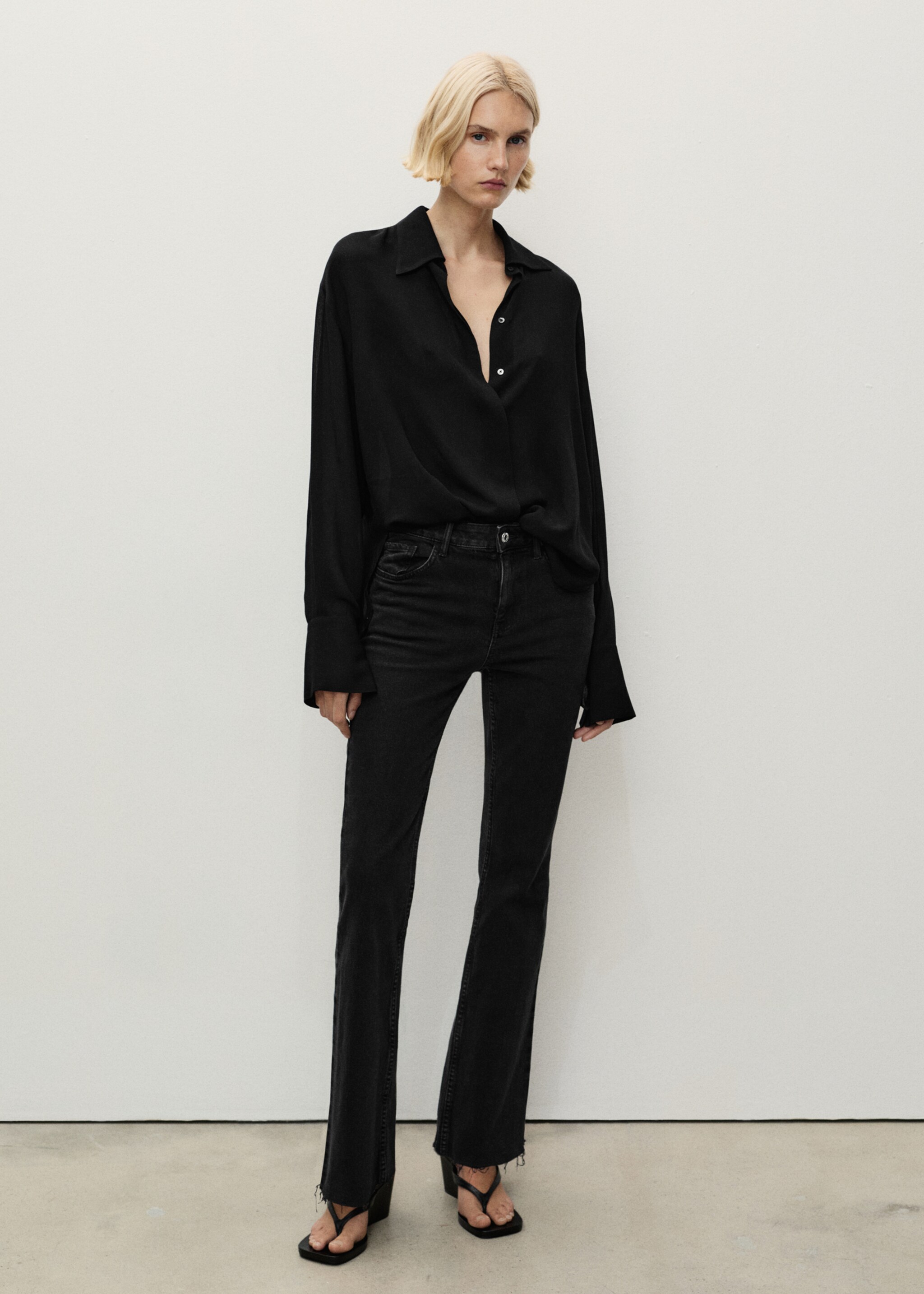 Jean Fiona flare taille normale - Plan général, Black denim. Ref: 87000270-00.