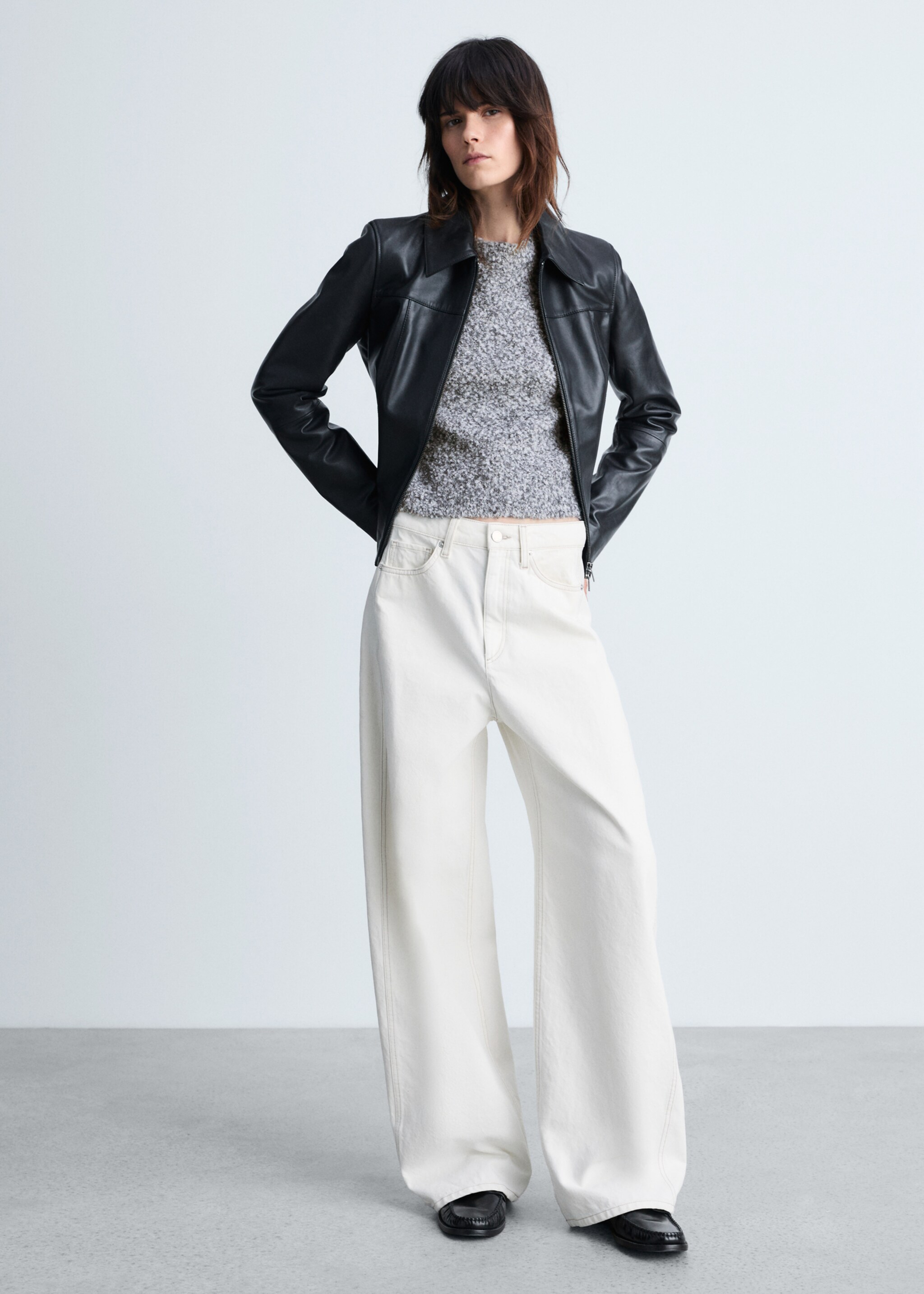 Round-neck bouclé sweater - General plane, Medium Heather Grey. Ref: 87000371-00.