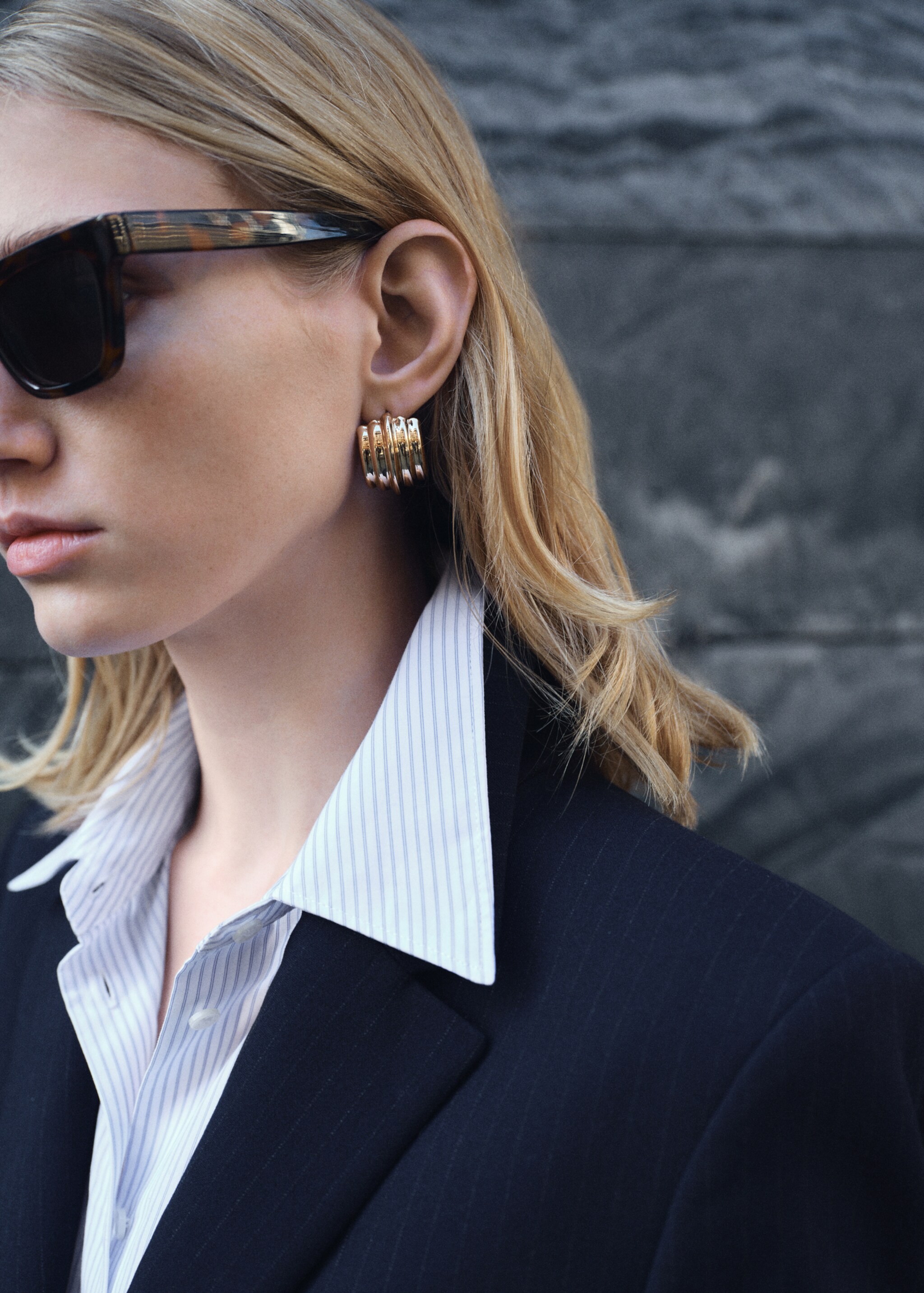 Boucles d'oreilles relief - Plan général, Or. Ref: 87000454-00.