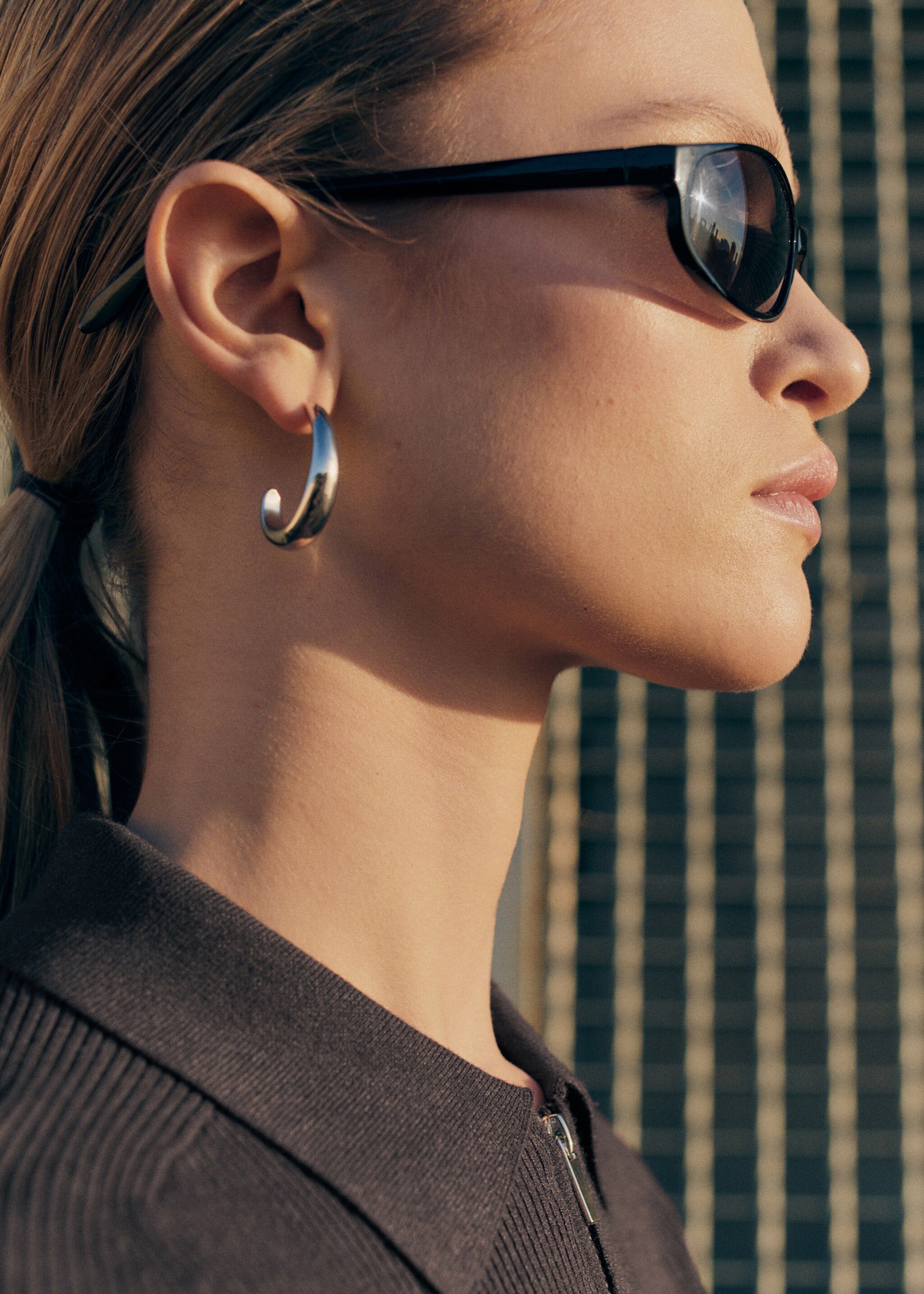 Dünne ovalförmige Creolen - Allgemeine Ansicht, Silber. Ref: 87000461-00.