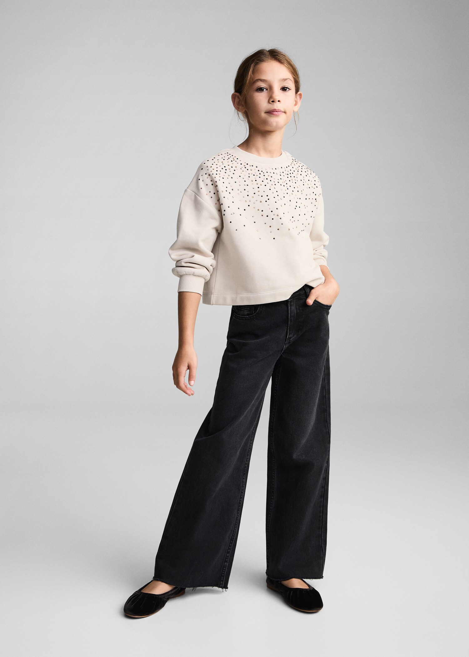 Φούτερ διακόσμηση χάντρες - Γενικό πλάνο