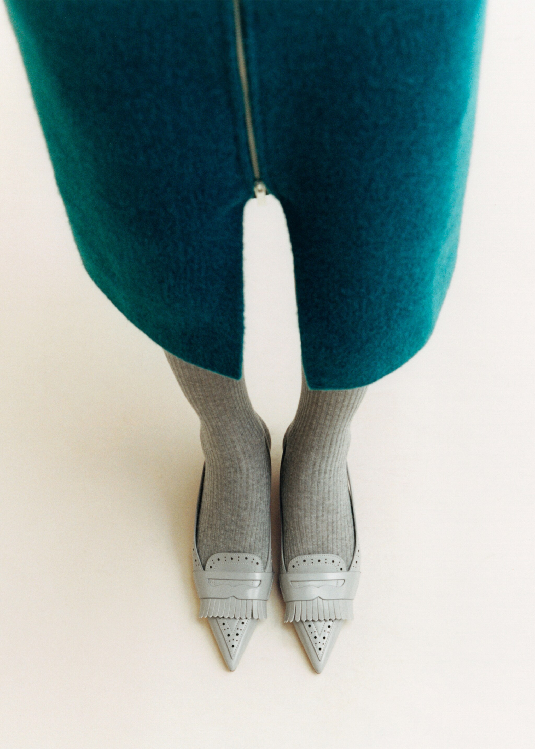 Pumps mit Fransen - Allgemeine Ansicht, Grau. Ref: 87003281-00.